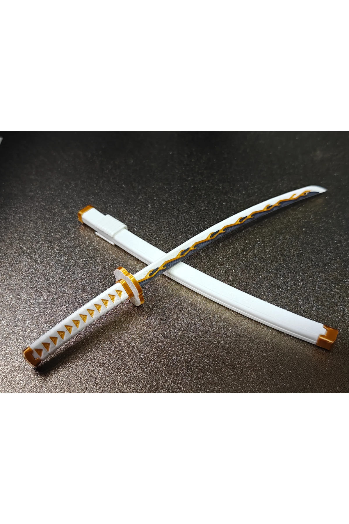 MONACONCEPT Demon Slayer Zenitsu Mini Katana Ve Stand Seti