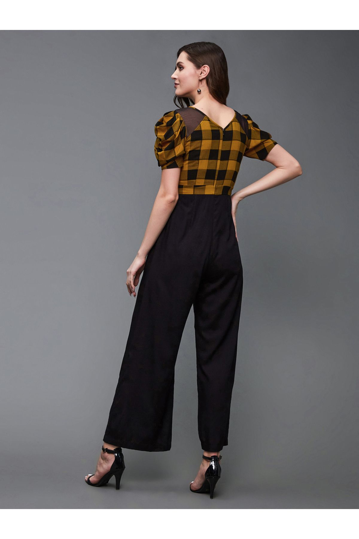 Styli-Checkered Wide Leg Puff Sleeve Jumpsuit 5