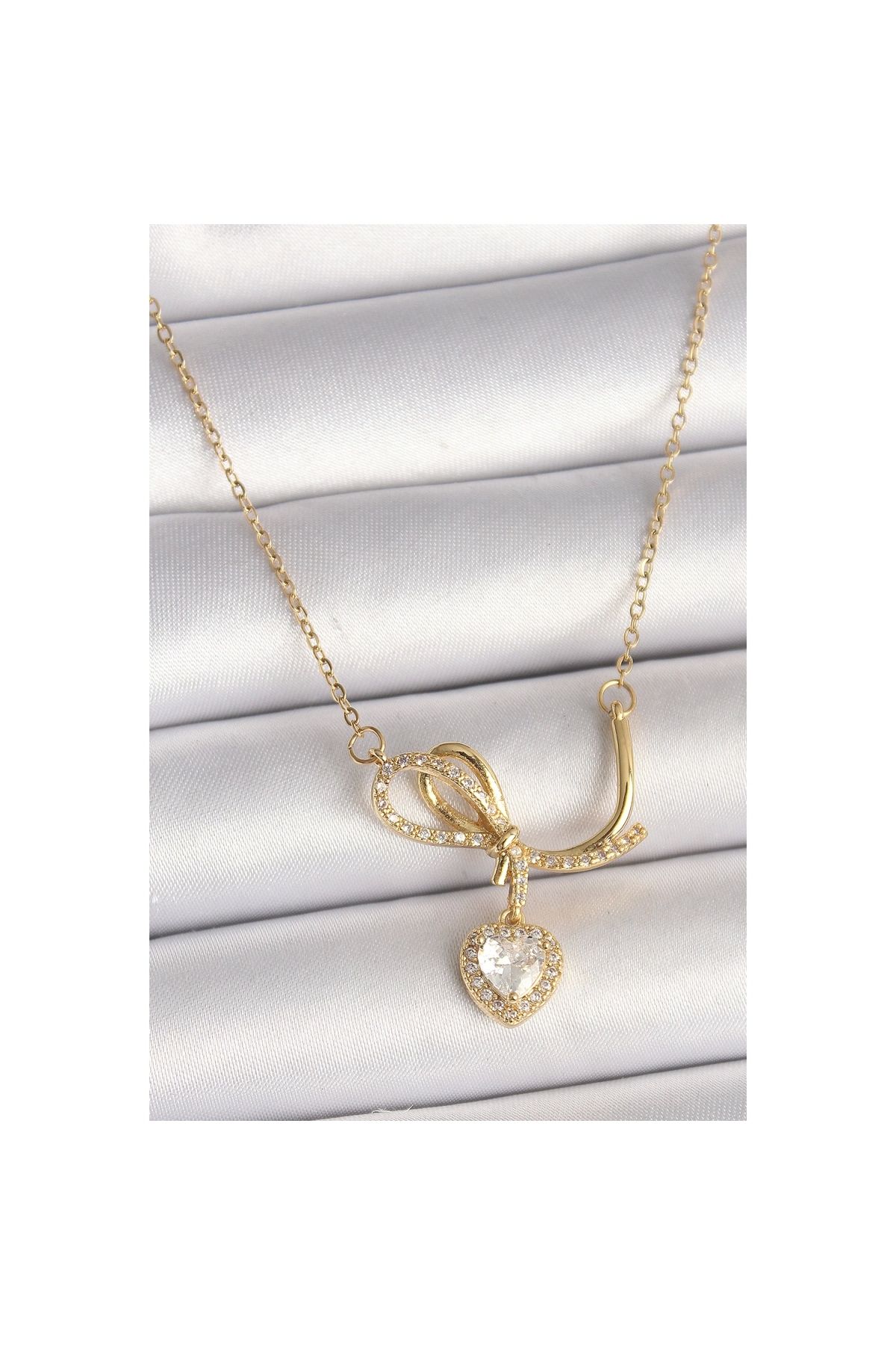 Narnuga 316L Çelik Gold Renk Zincir Zirkon Taşlı Düğüm Sallantı Kalp Model Kadın Kolye - TJ-BKO9857