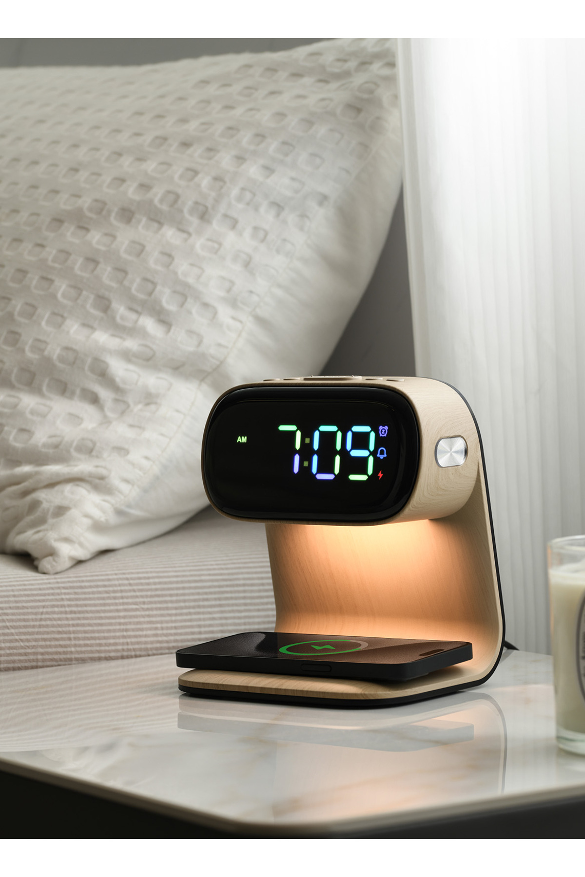 sharpdo-LED Multi-Function 3-In-1 Night Light Alarm Clock with Wireless Charging 3