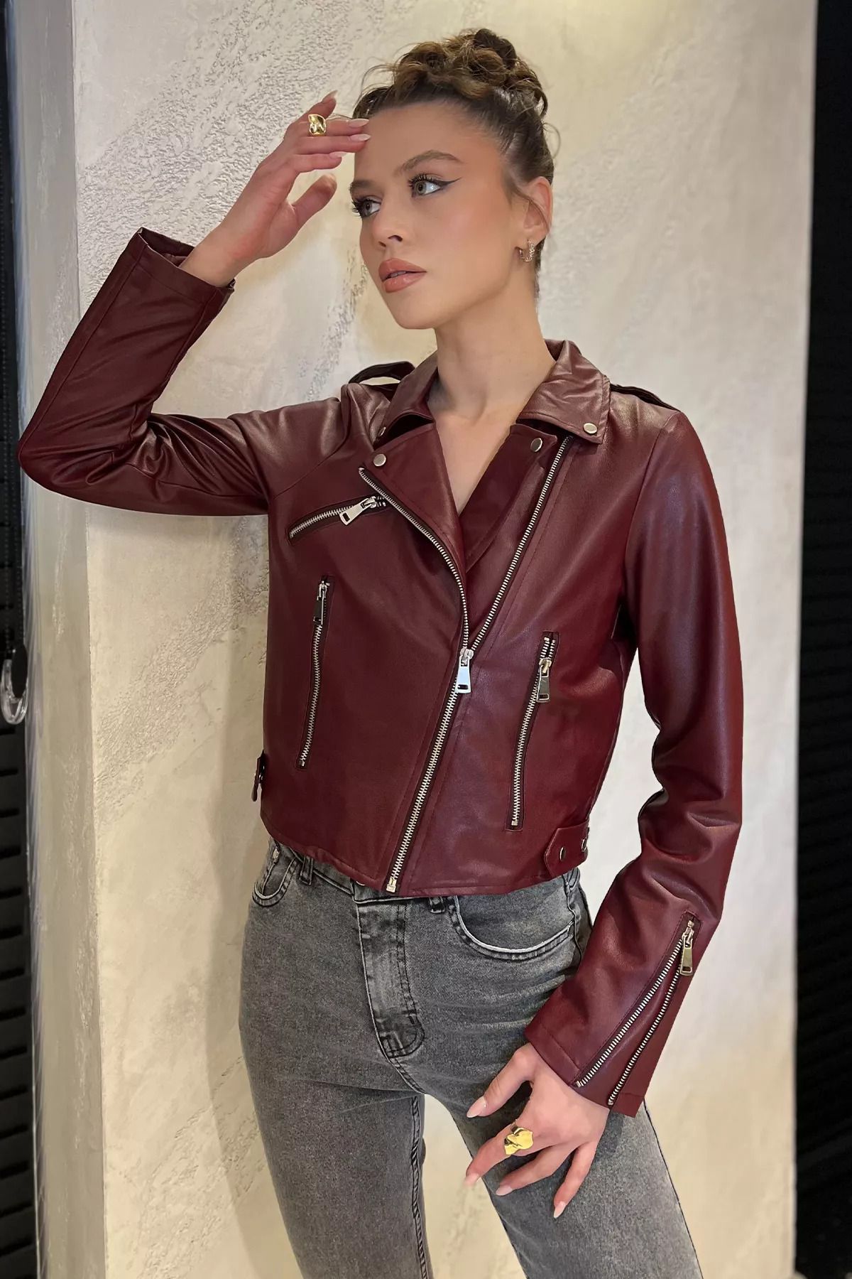 GÜLSELİ-Claret Red Women's Zippered Crop Top Faux Leather Jacket 2