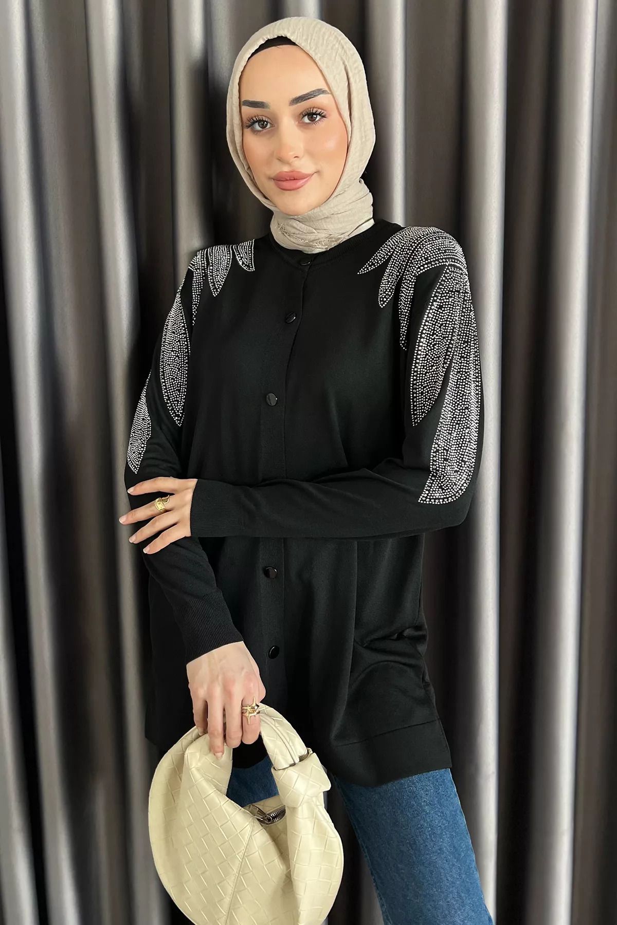 julude-Black Stone Embroidered Buttoned Hijab Knitwear Cardigan 6