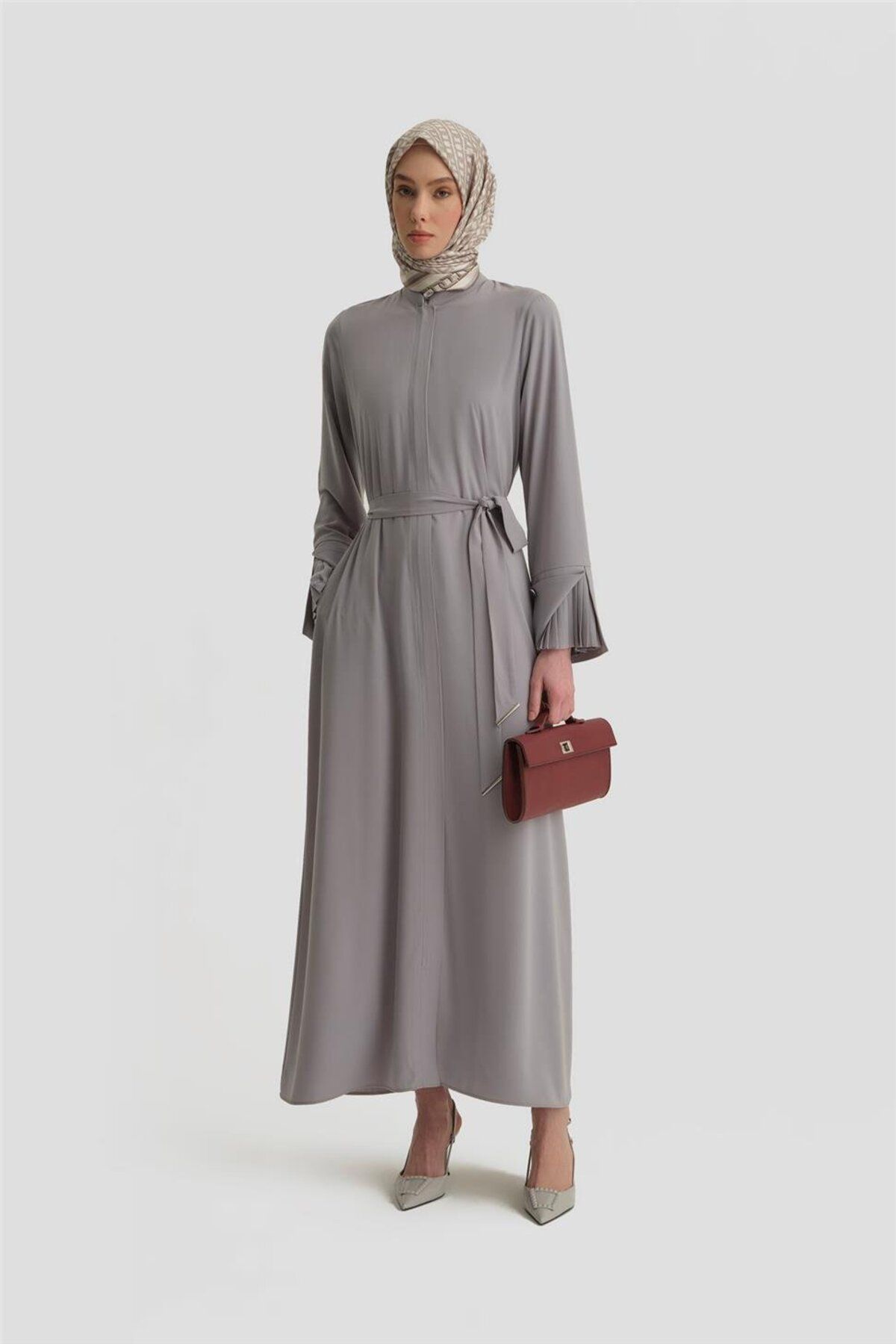 Abaya با کاف تاشو 25y8300 خاکستری روشن Armine
