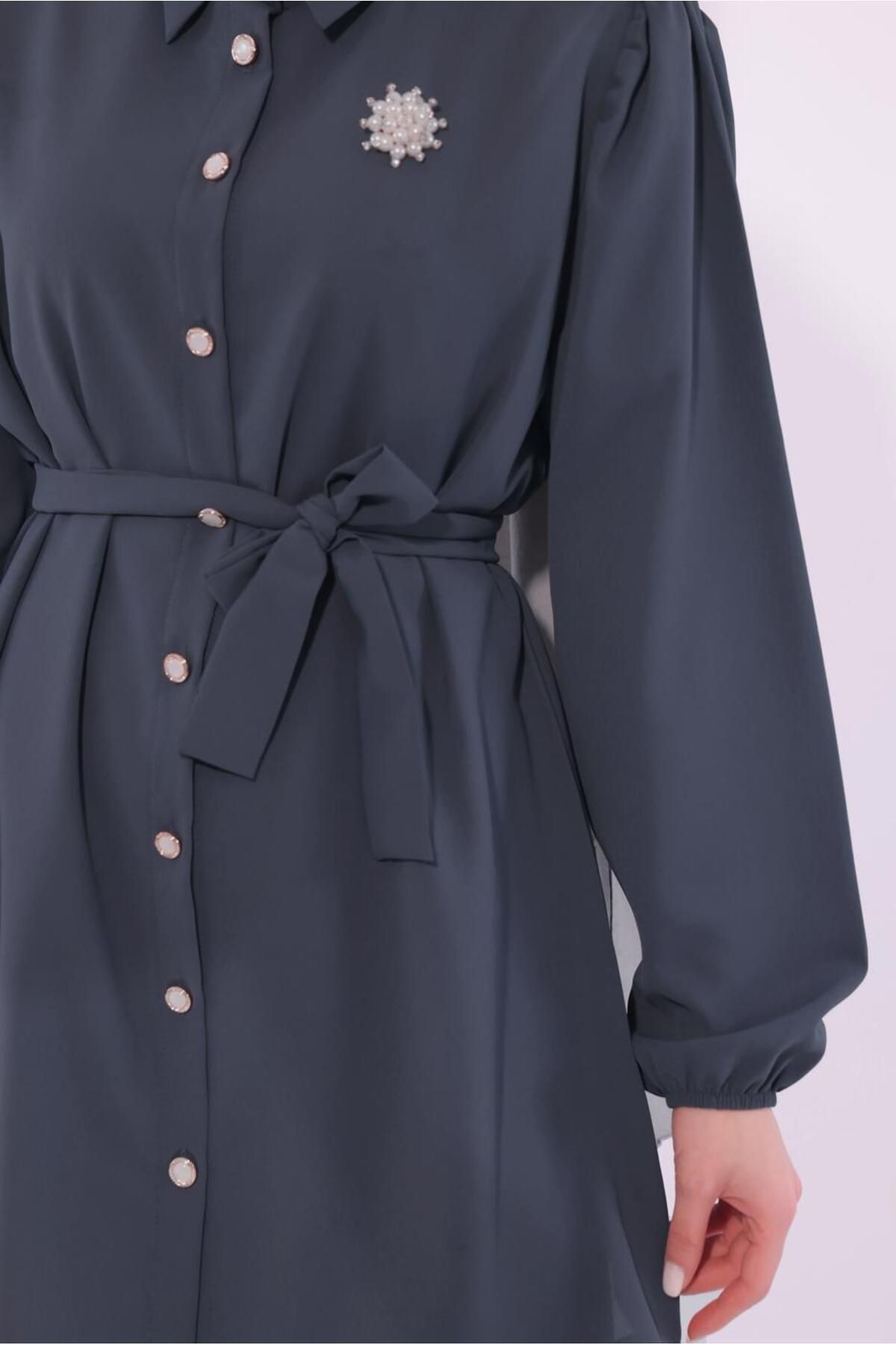 TRENDTESETTÜR-  Women's Gray (Smoked) Brooch Detailed Trouser Suit t 8674 4