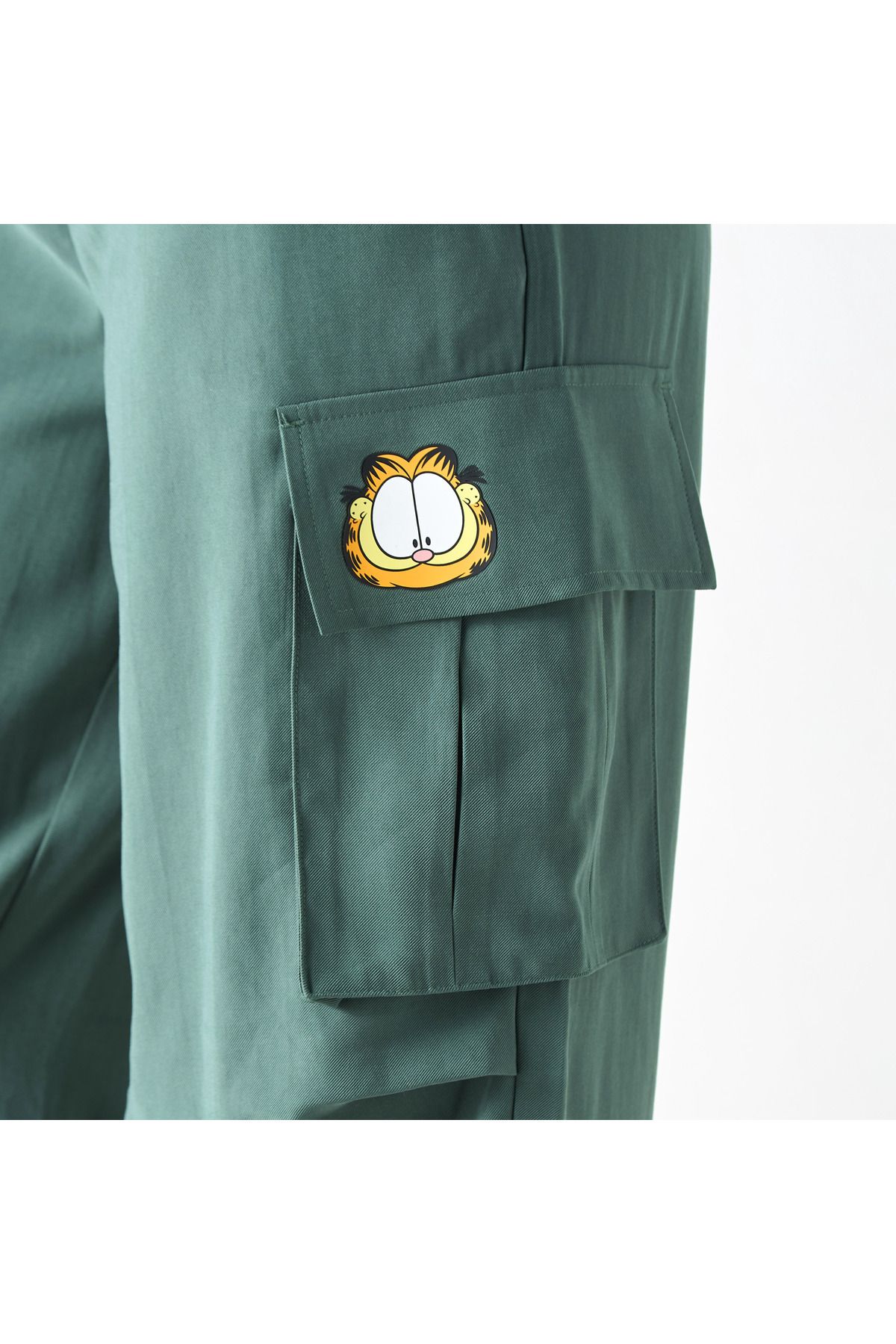 SP Characters-Garfield Print Wide Leg Pants With Drawstring Closure And Pockets 4
