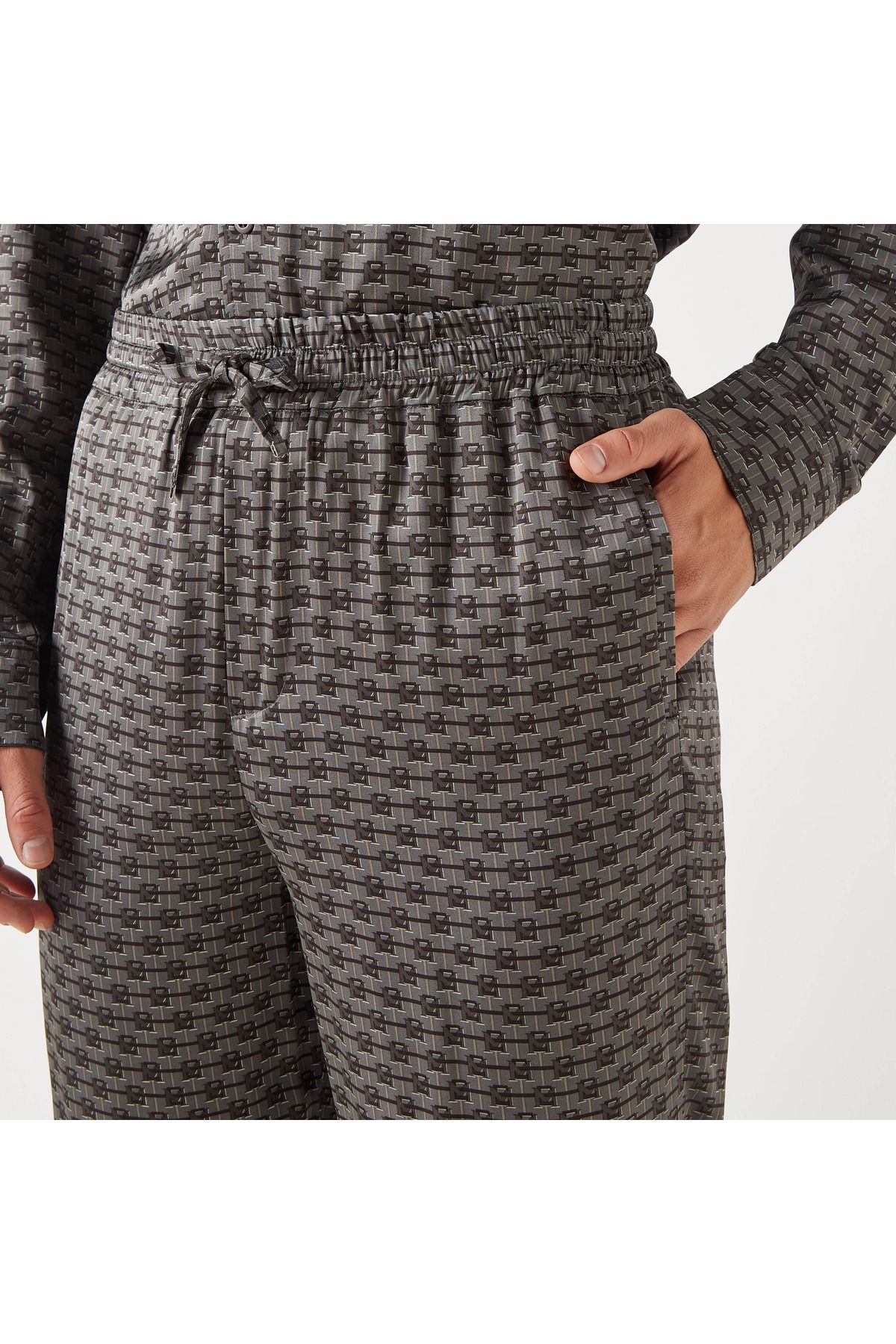 Emperor-All-over Print Pants With Drawstring Closure And Pockets 4