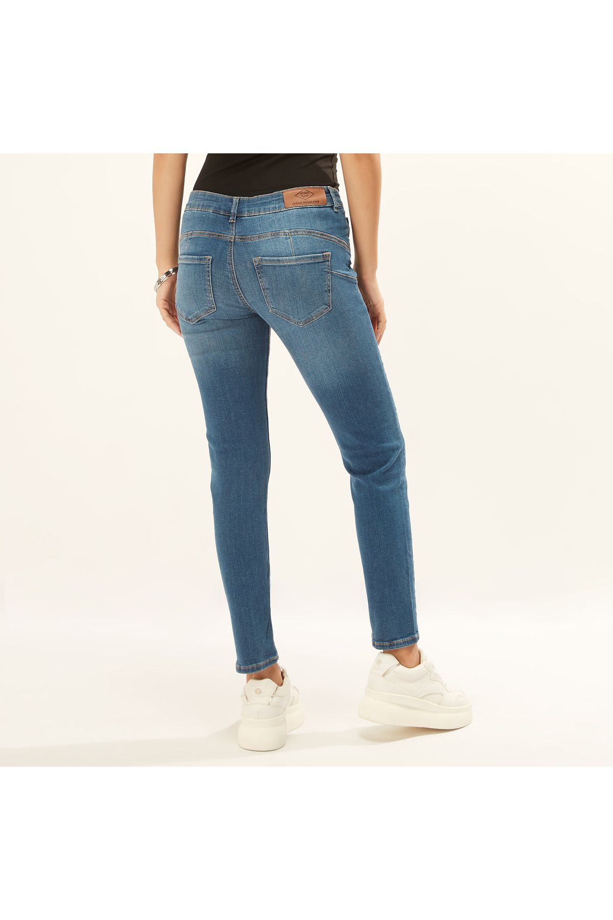 Lee Cooper-Plain Jeans With Pocket Detail And Belt Loops 4