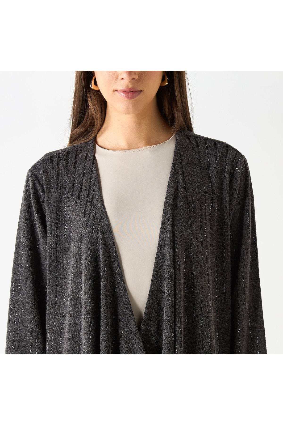 Iconic-Textured Longline Shrug With Long Sleeves 4