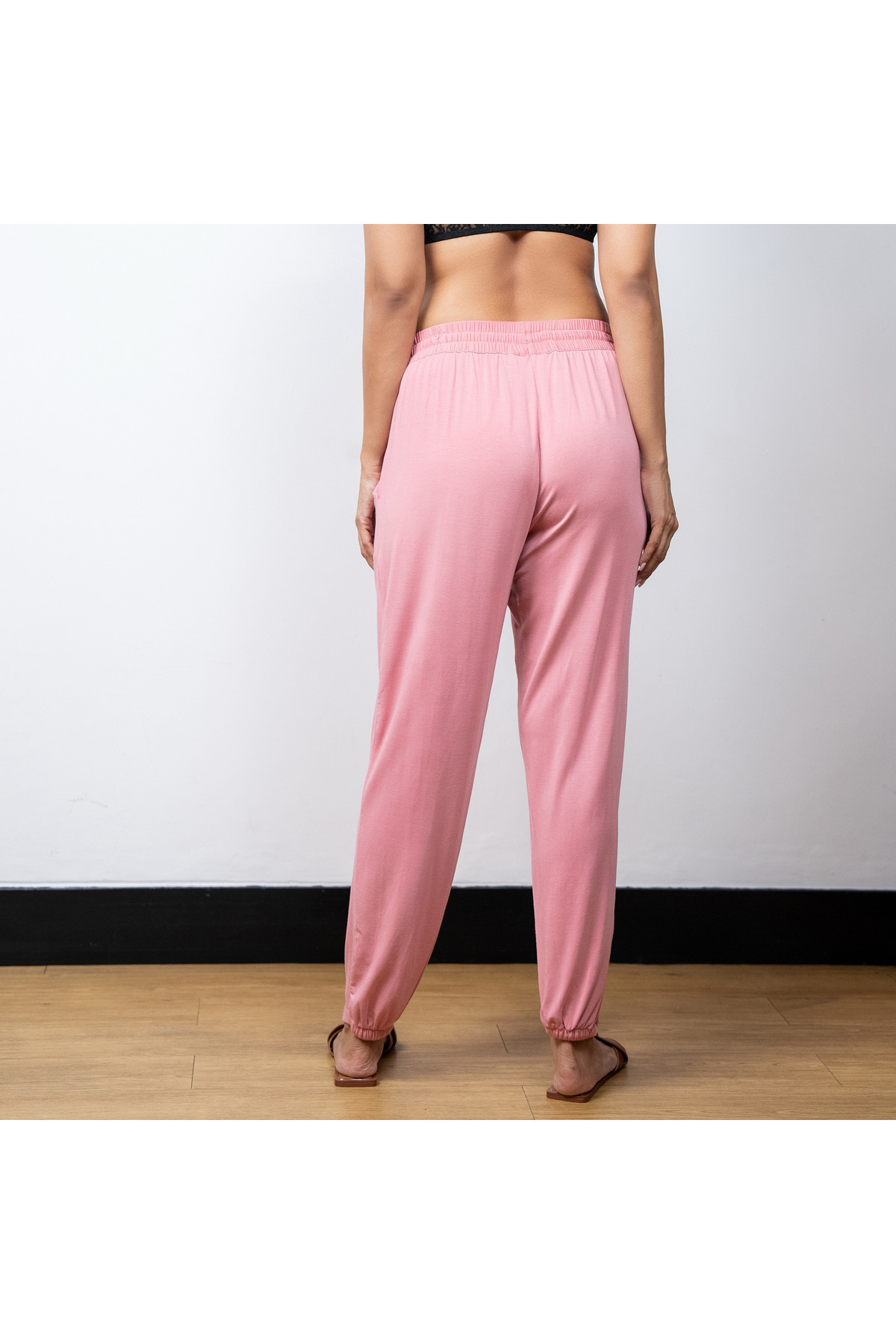 Aadaraya-Set Of 2 - Assorted Pyjamas With Pockets And Drawstring Closure 3