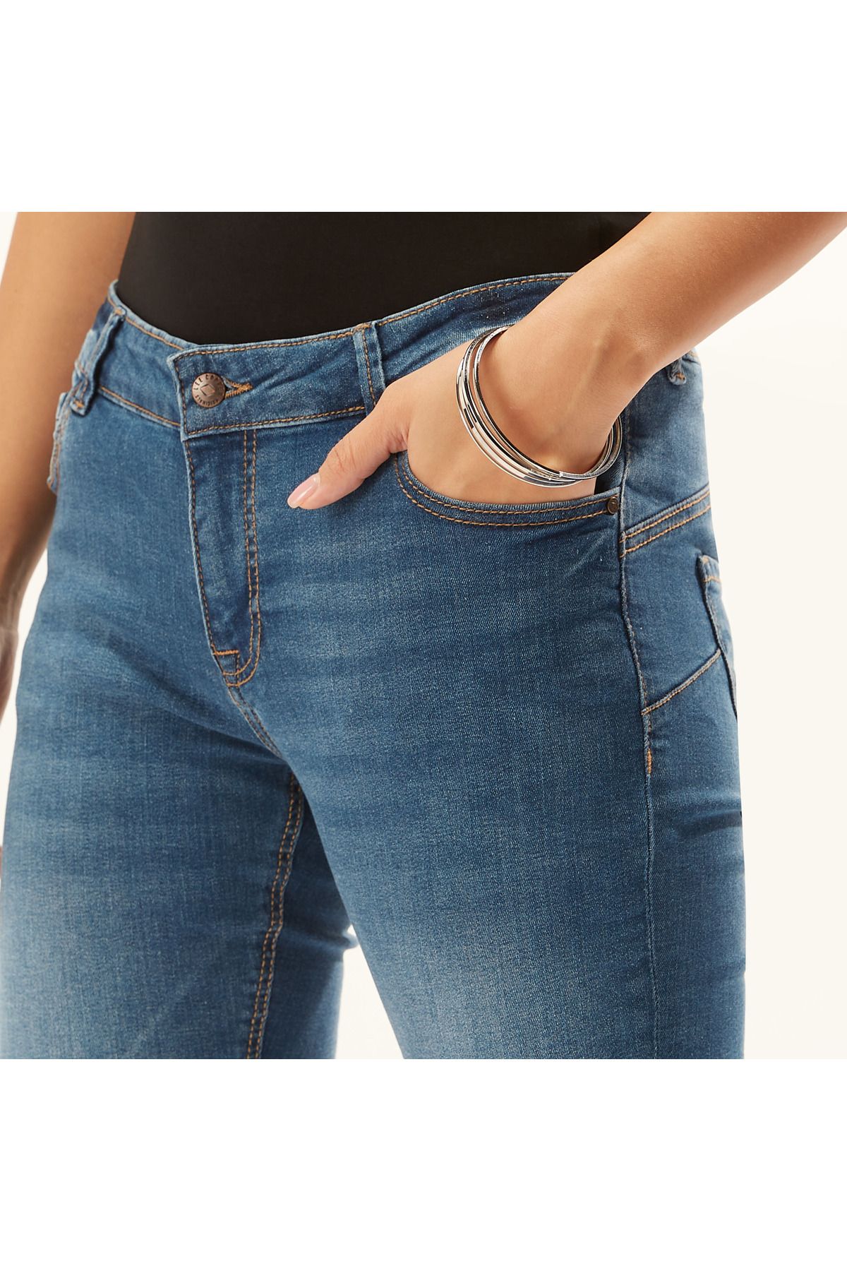 Lee Cooper-Plain Jeans With Pocket Detail And Belt Loops 3