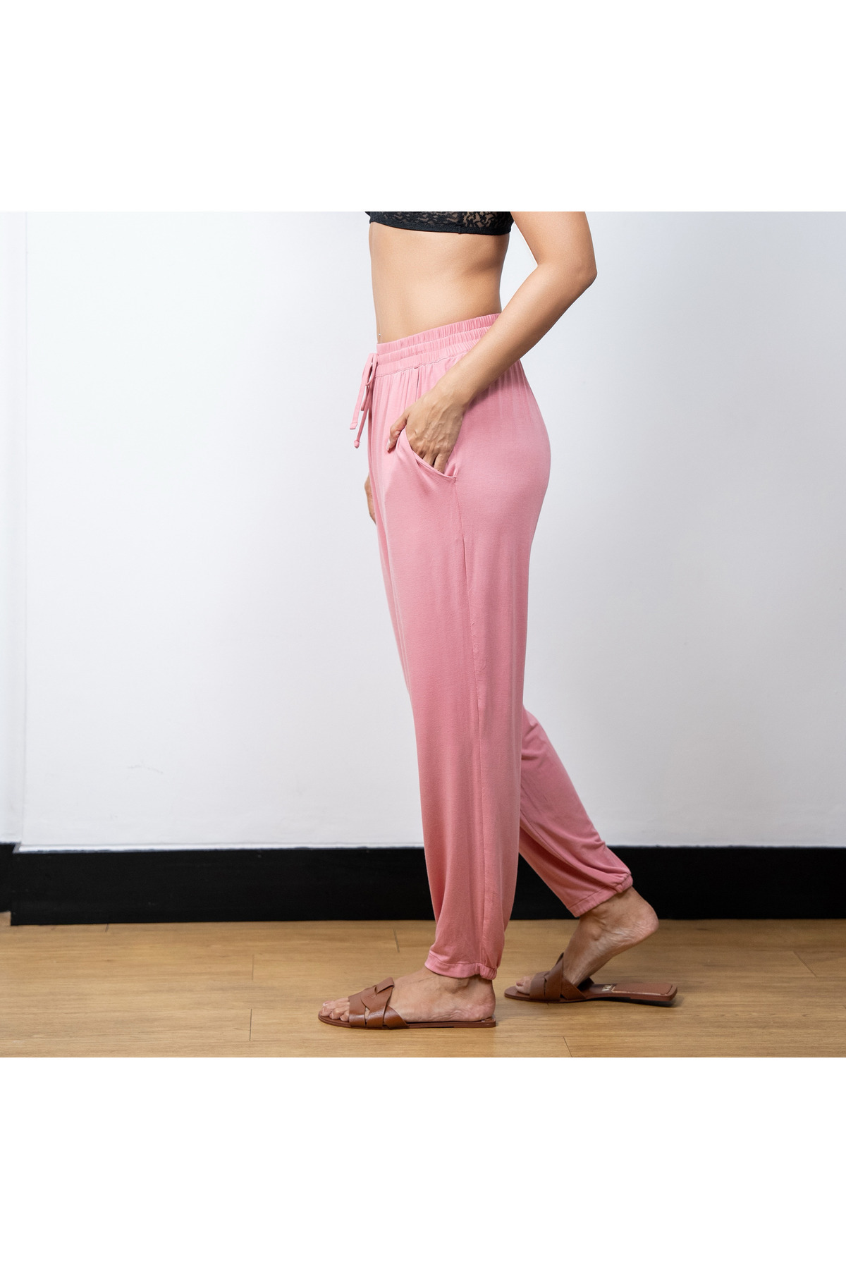 Aadaraya-Set Of 2 - Assorted Pyjamas With Pockets And Drawstring Closure 2