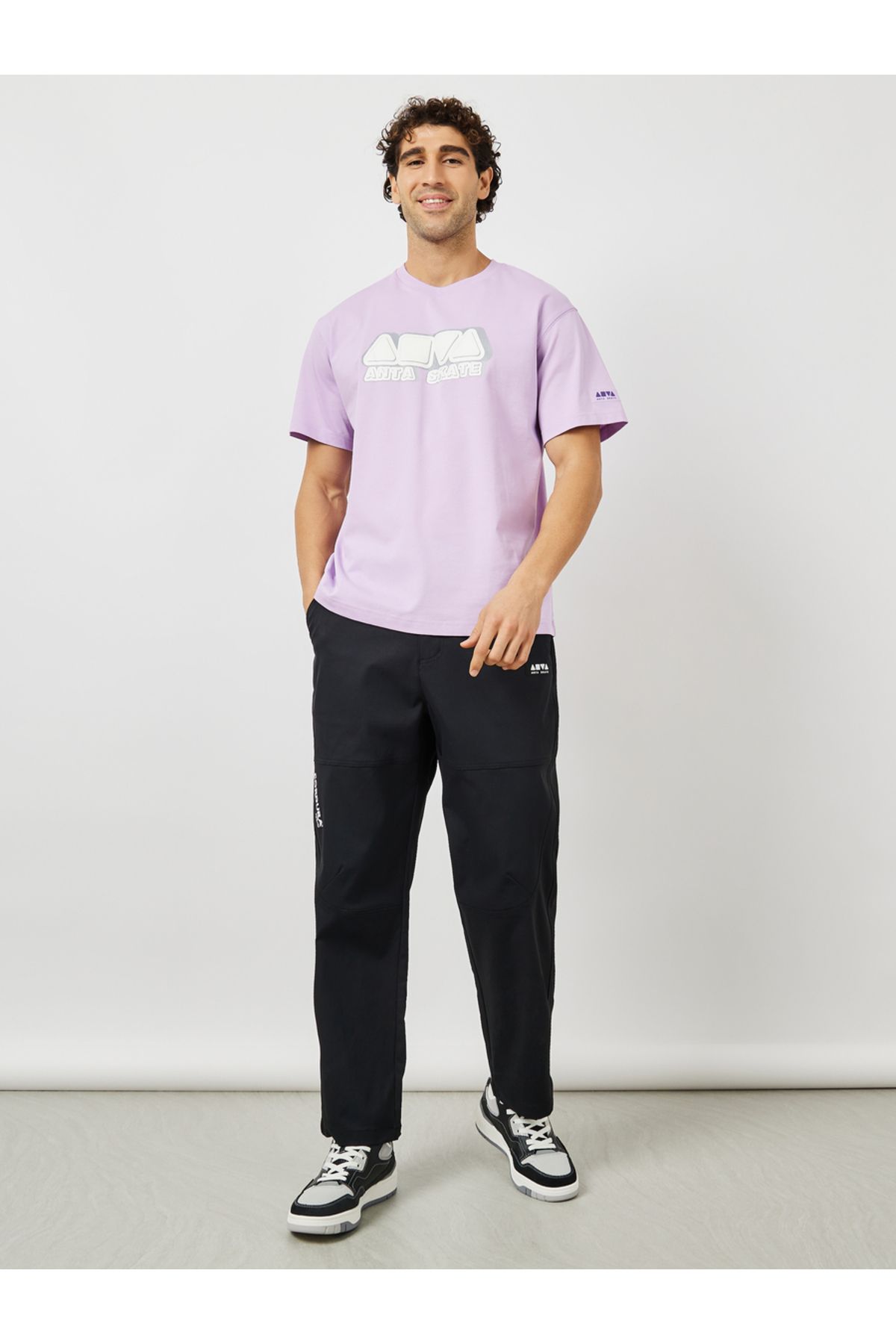 Anta-Logo Print Relaxed Fit T-Shirt 2