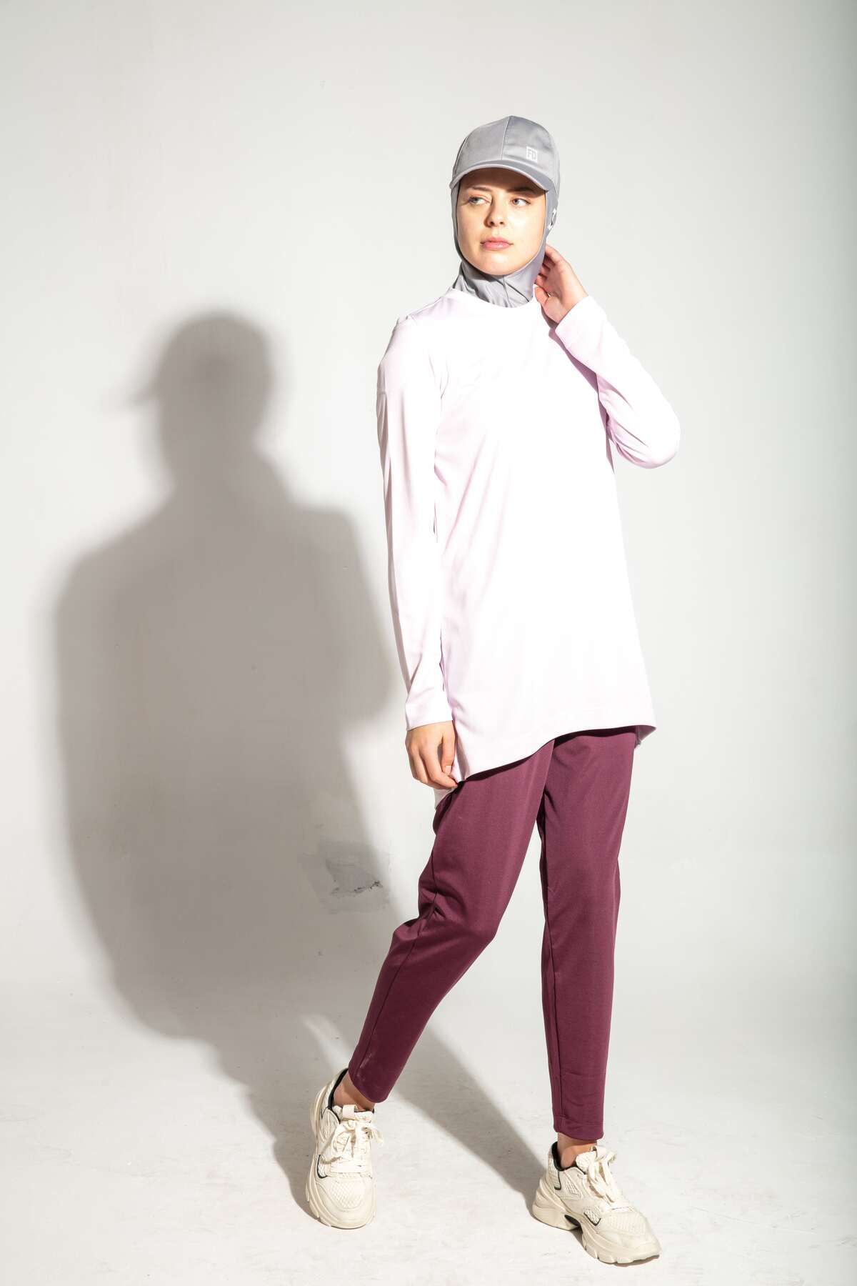 FD SPORTS-Quick Dry Crew Neck - Pastel Lilac Sweatpants 1