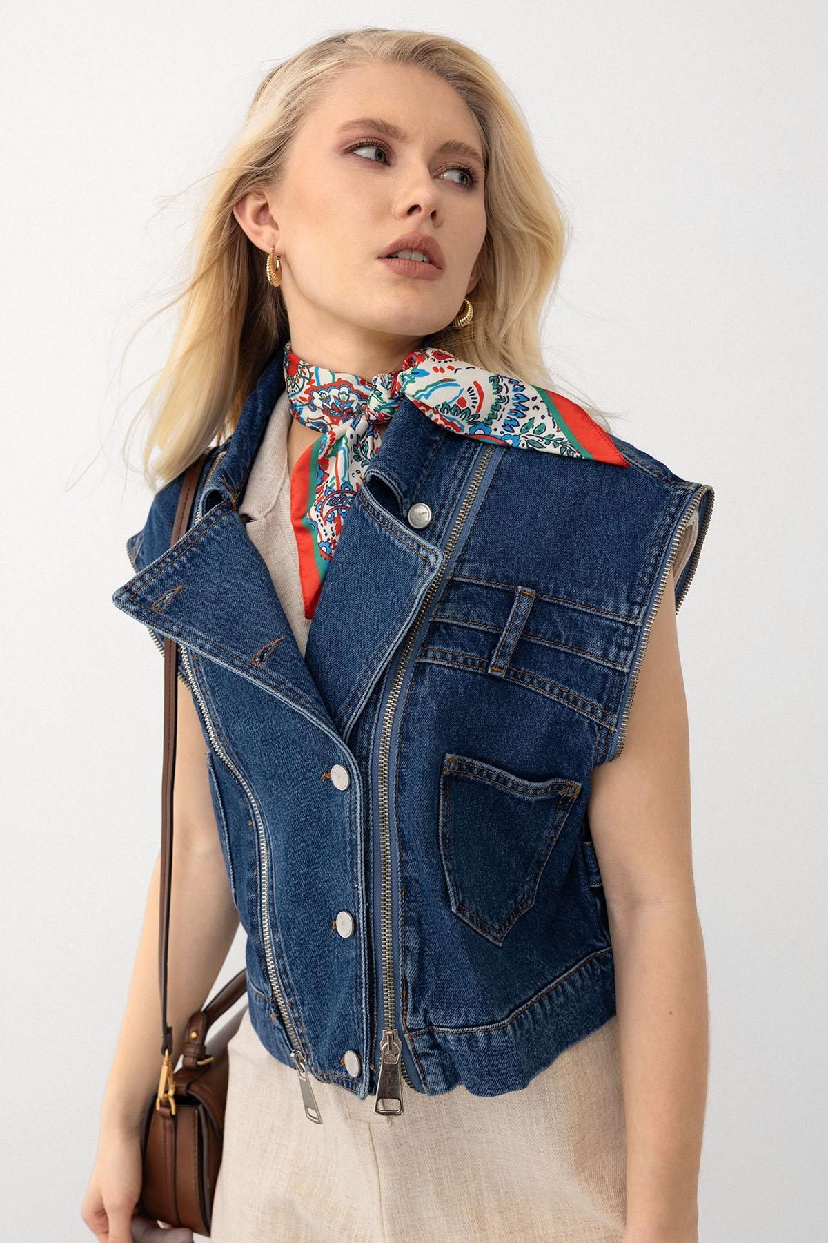 Olcay-Zipper Detailed Short Denim Vest Dark Blue 8256 4