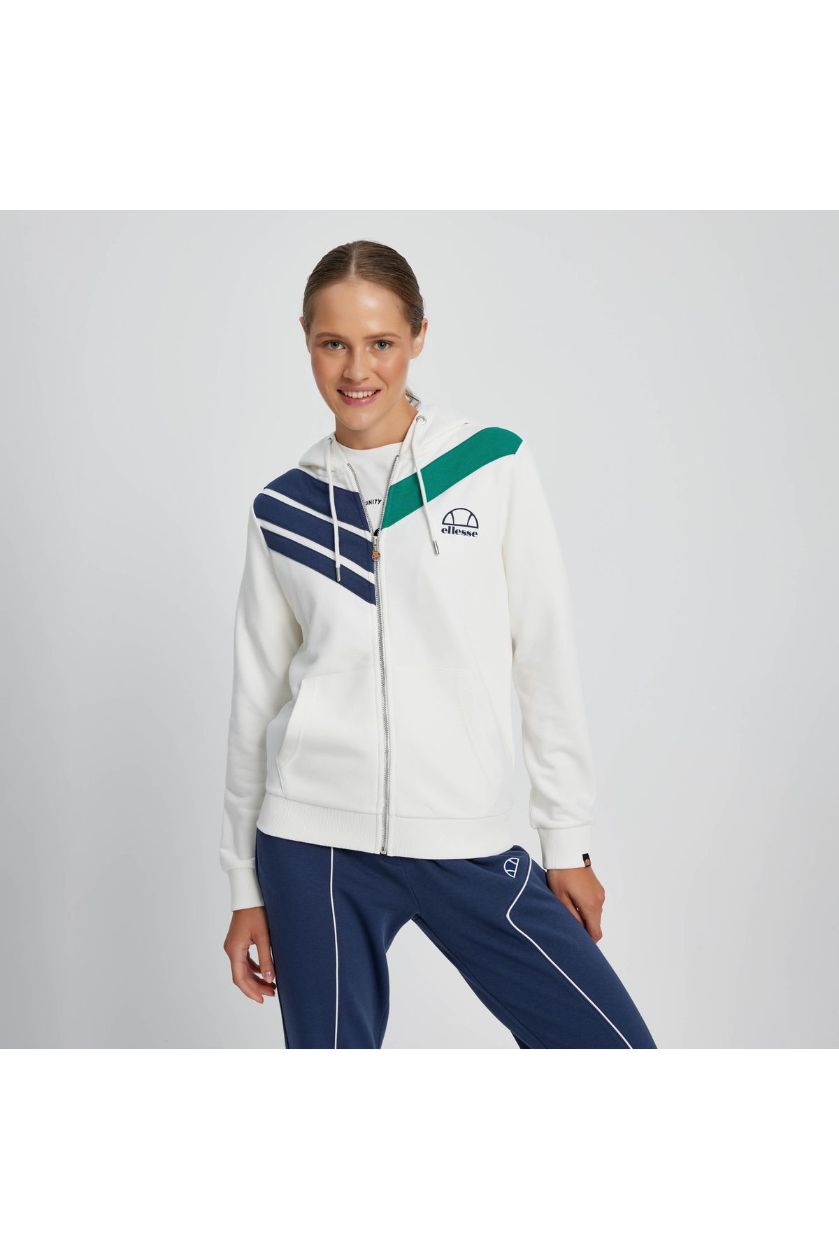 Ellesse-Ef053 Women's Cream Jacket (Ef053-Ecr) 1