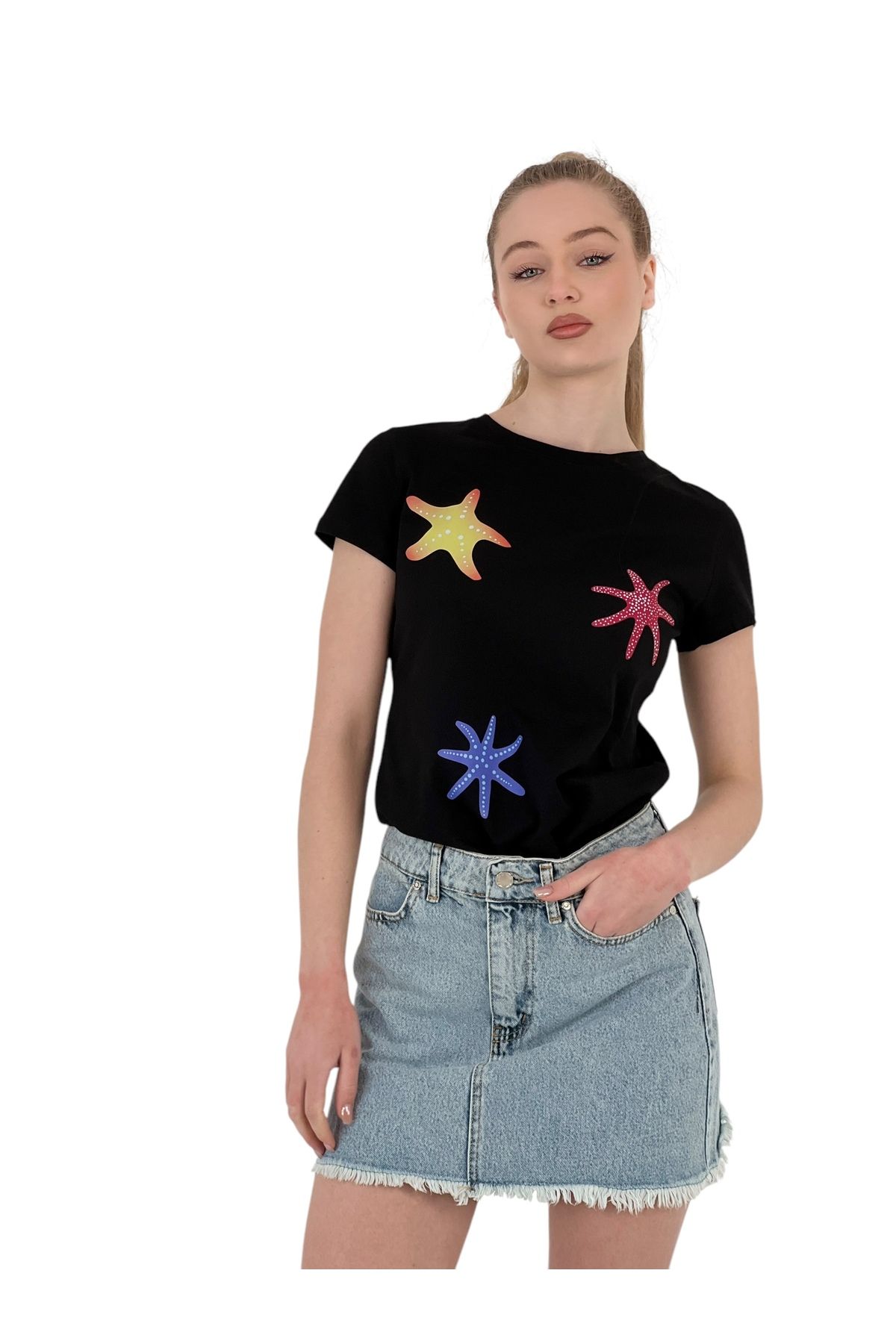 Miss Poem-Women's Star Printed Short Sleeve Summer Black T-Shirt 1