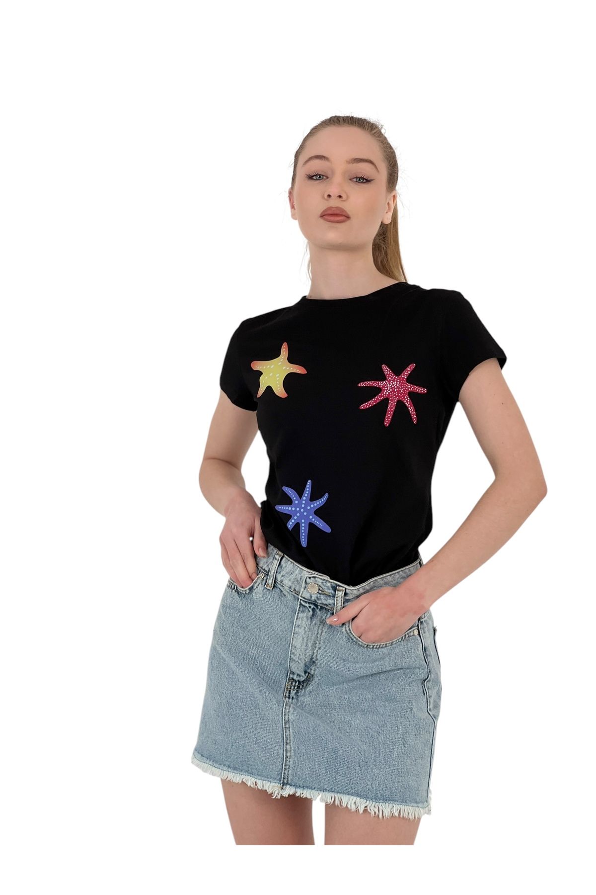 Miss Poem-Women's Star Printed Short Sleeve Summer Black T-Shirt 3