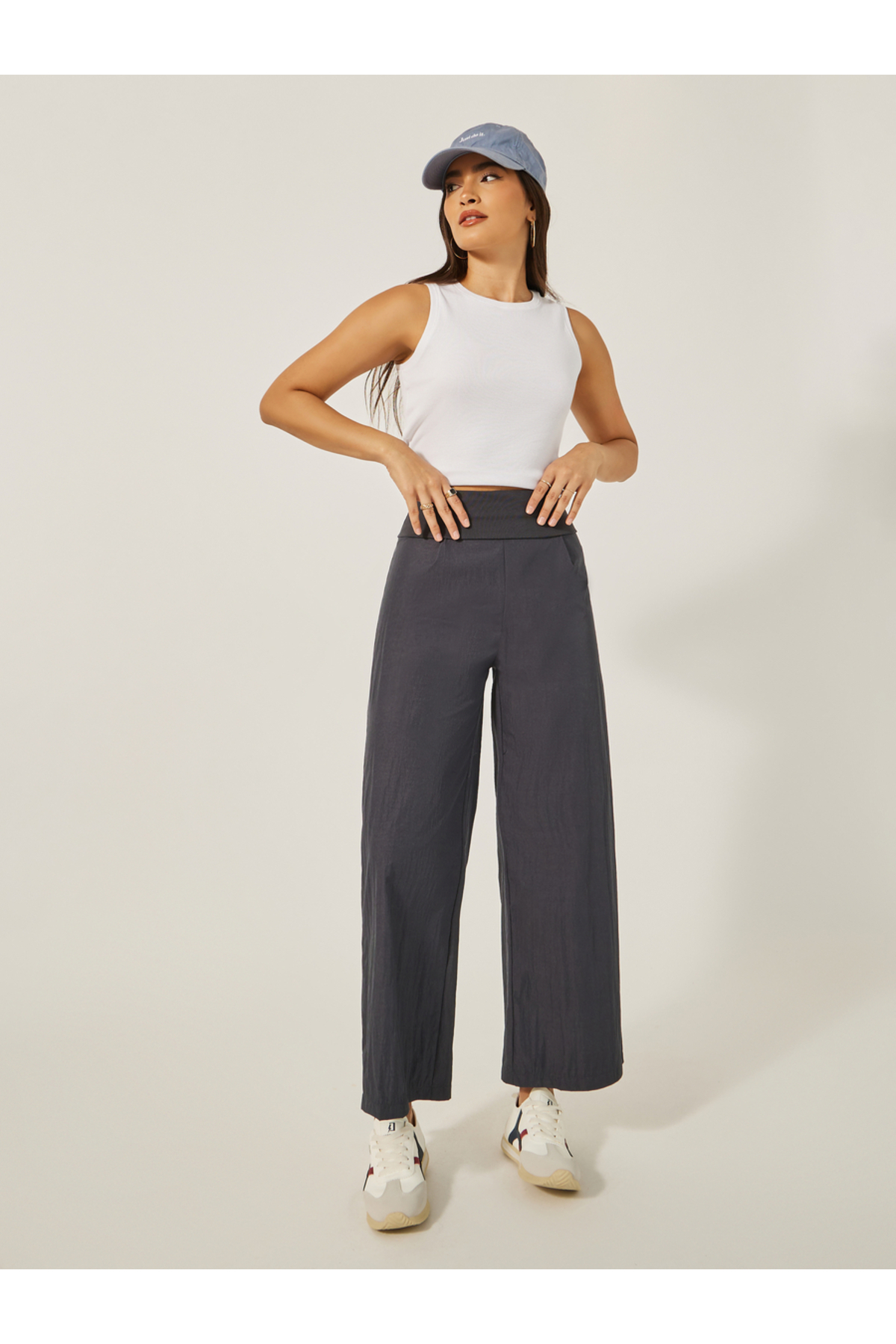 Styli Mid Rise Wide Leg Broad Waistband Pants
