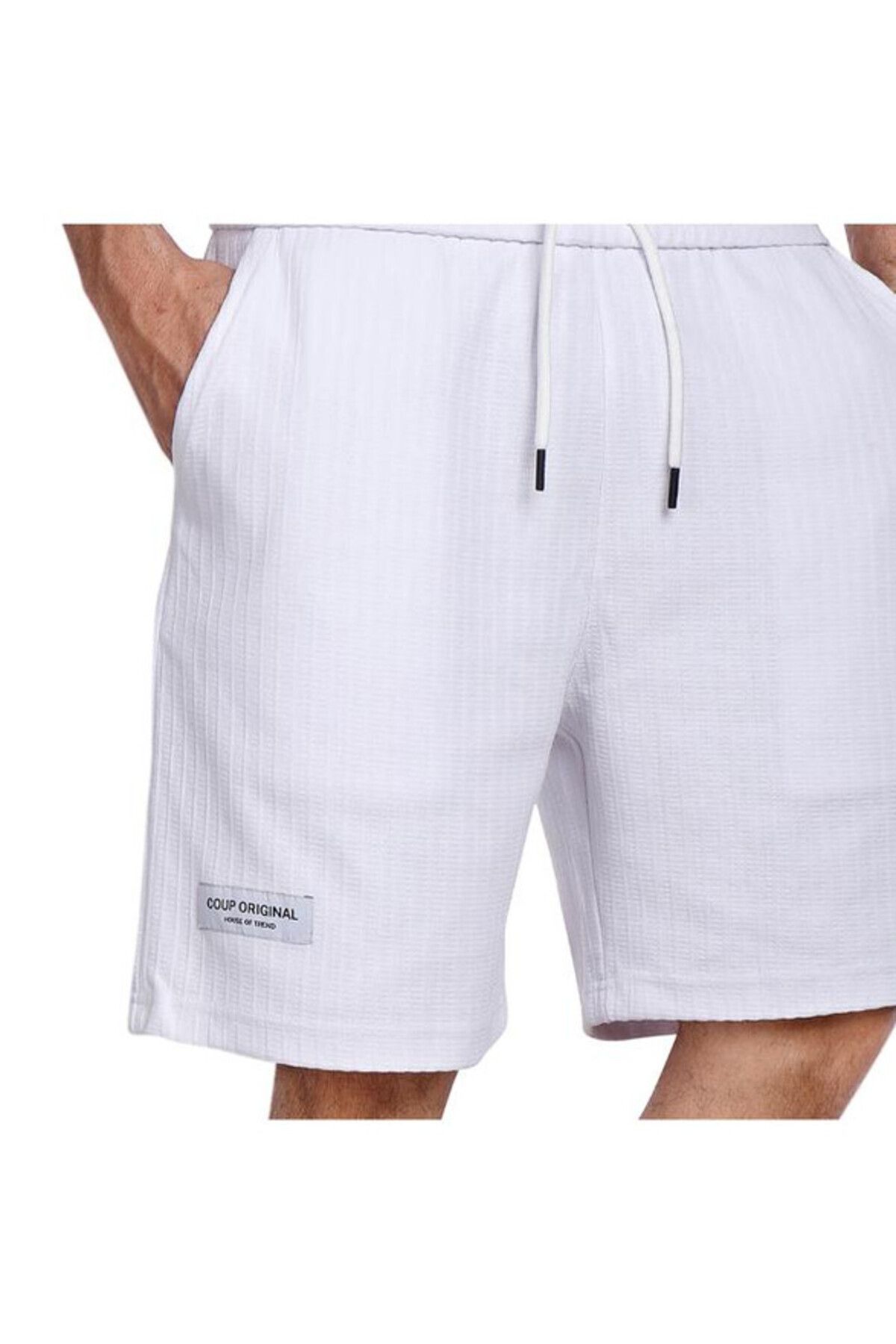 COUP-- Trendy Shorts 1500115-white M 2