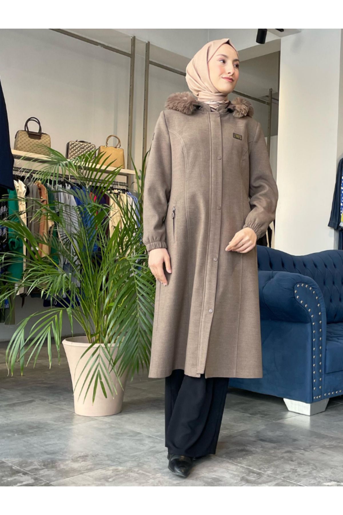 KAREN-Women's Large Size Stamp Coat 748 2