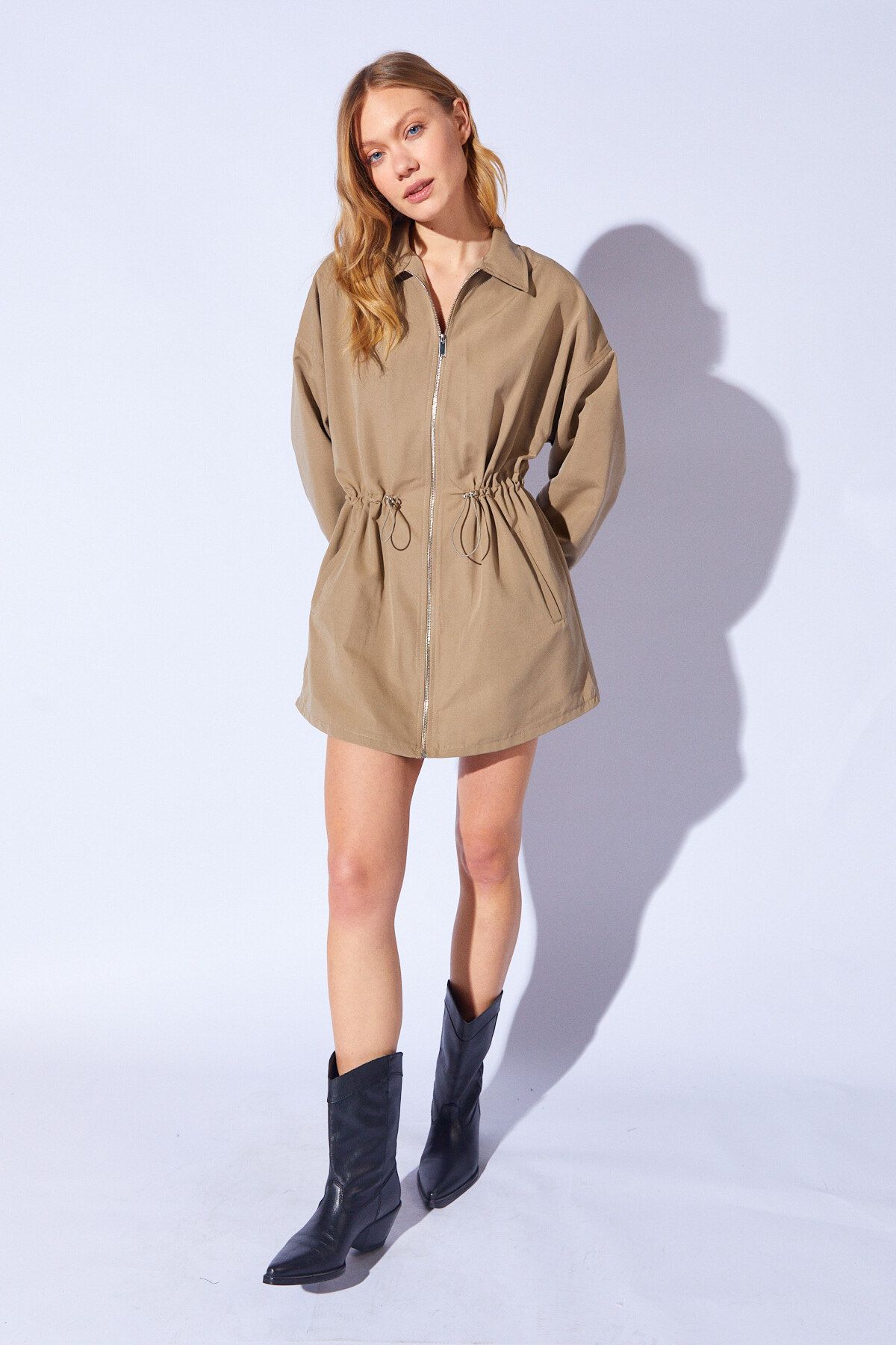 Manche-Drawstring Waist Water Repellent Raincoat Women's Trench Coat |   Beige Mkw 389277 -01 6