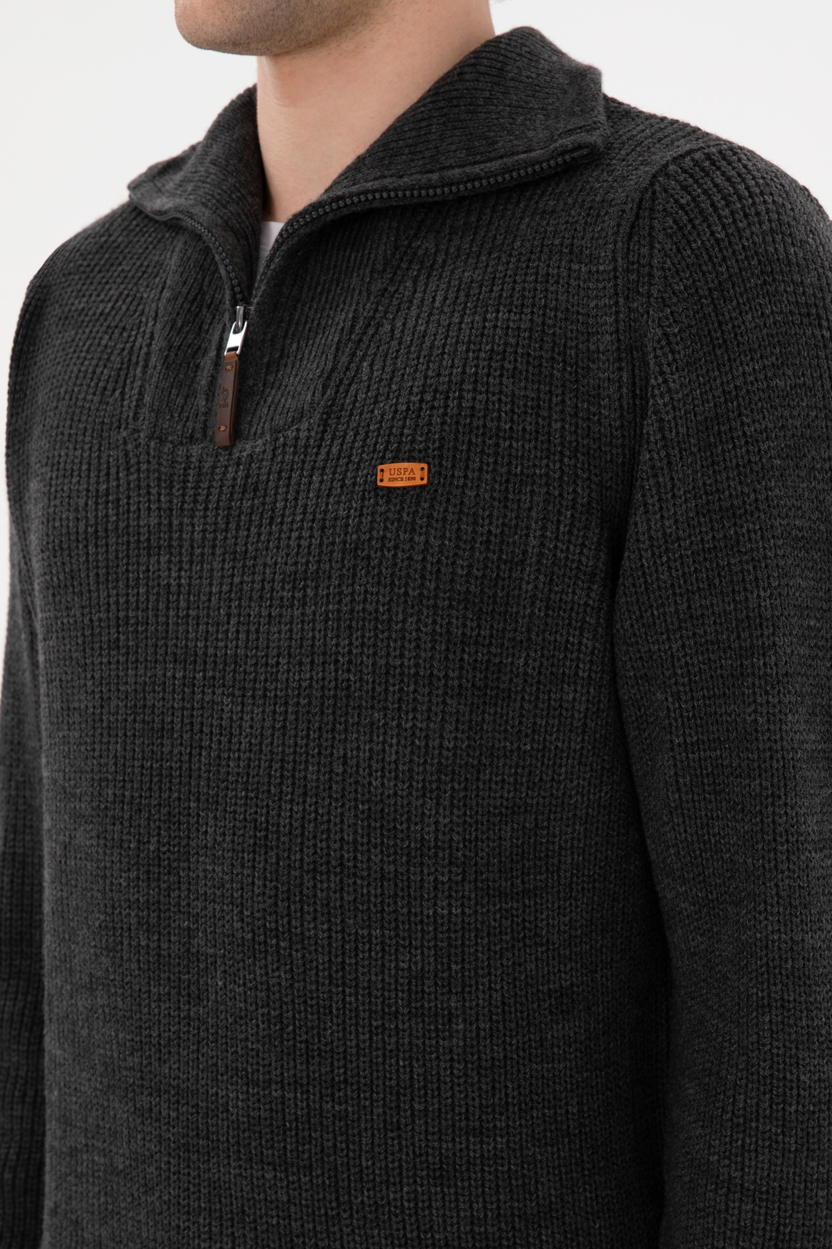 U.S. Polo Assn. Erkek Regular Fit Yarım Fermuarlı Antrasit Kazak 50297047-VR006 görsel 7