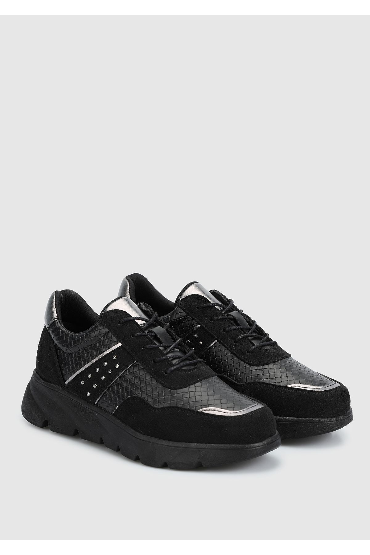 Provoq-Black Women's Sneaker 2