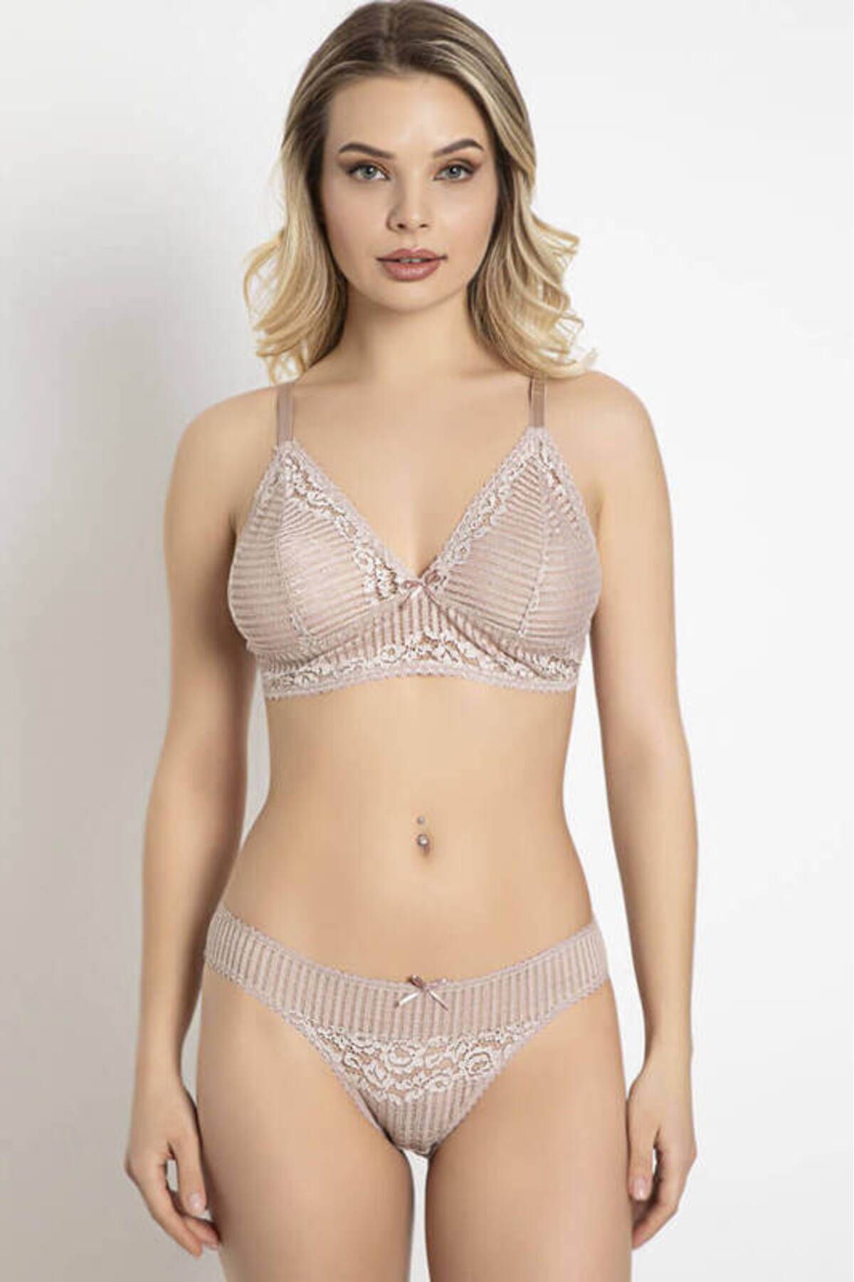 SheyMa Giyim SheyMa stl Balensiz Desteksiz Dolgusuz Dantelli Bralet Sütyen ve Slip Takım 4210