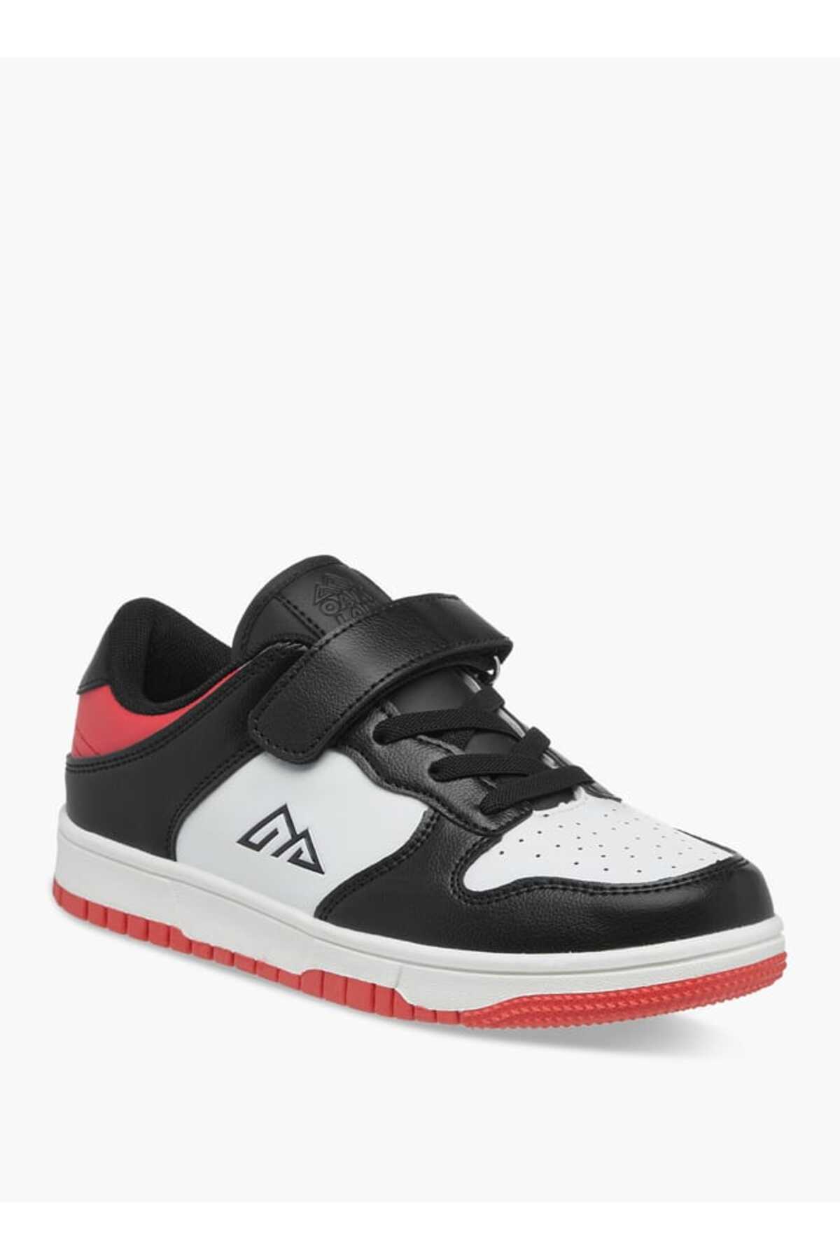 Oaklan by Shoexpress-Oaklan by Shoexpress Panelled Sneakers with Hook and Loop Closure 2