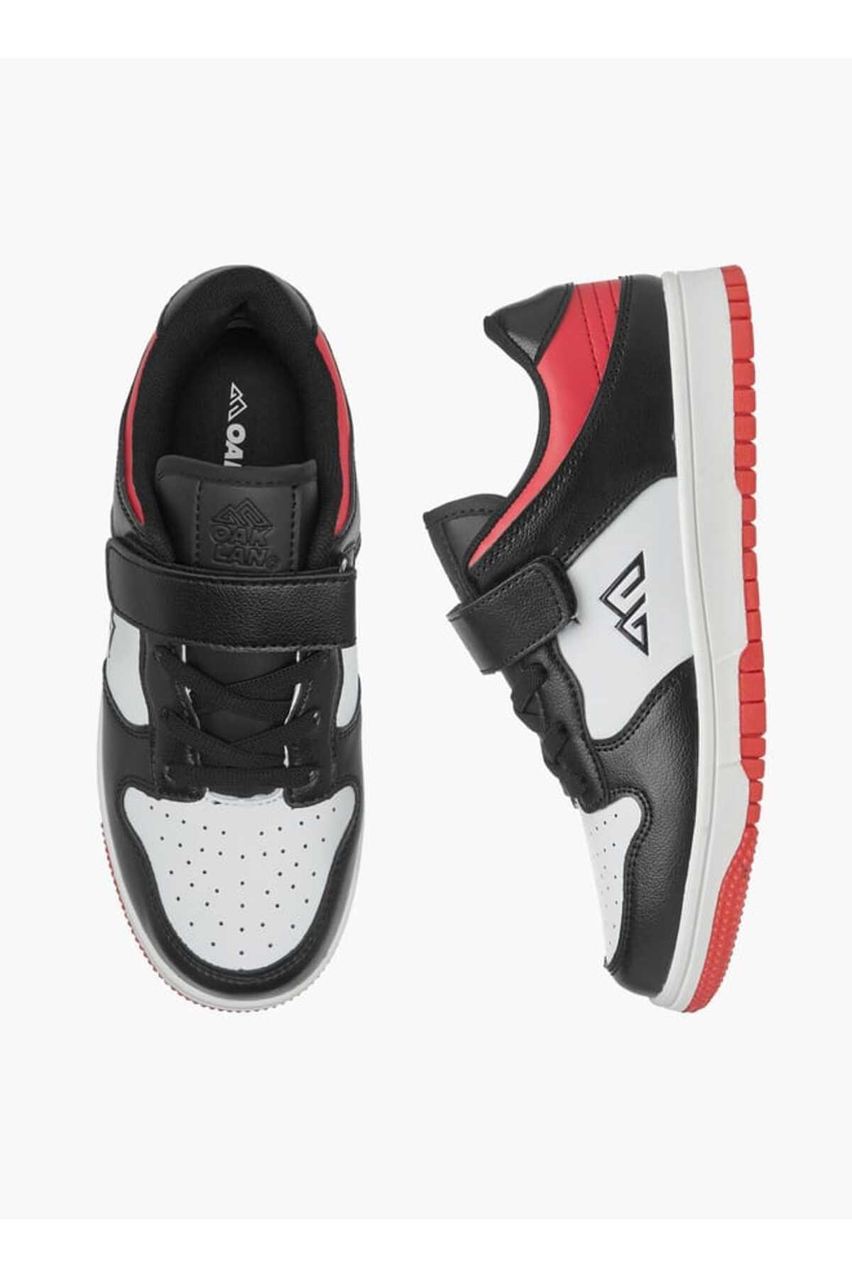 Oaklan by Shoexpress-Oaklan by Shoexpress Panelled Sneakers with Hook and Loop Closure 1