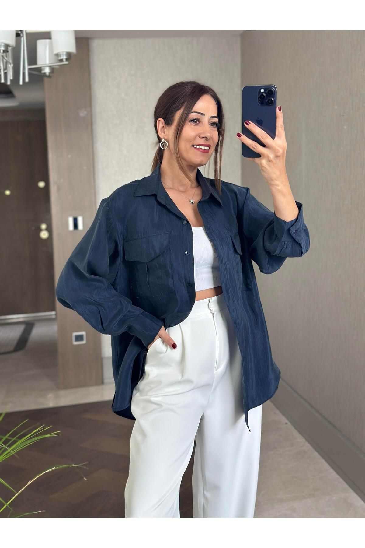Forlady Butik Lacivert Cepleri Kapaklı Uzun Kol Kadın Saten Gömlek