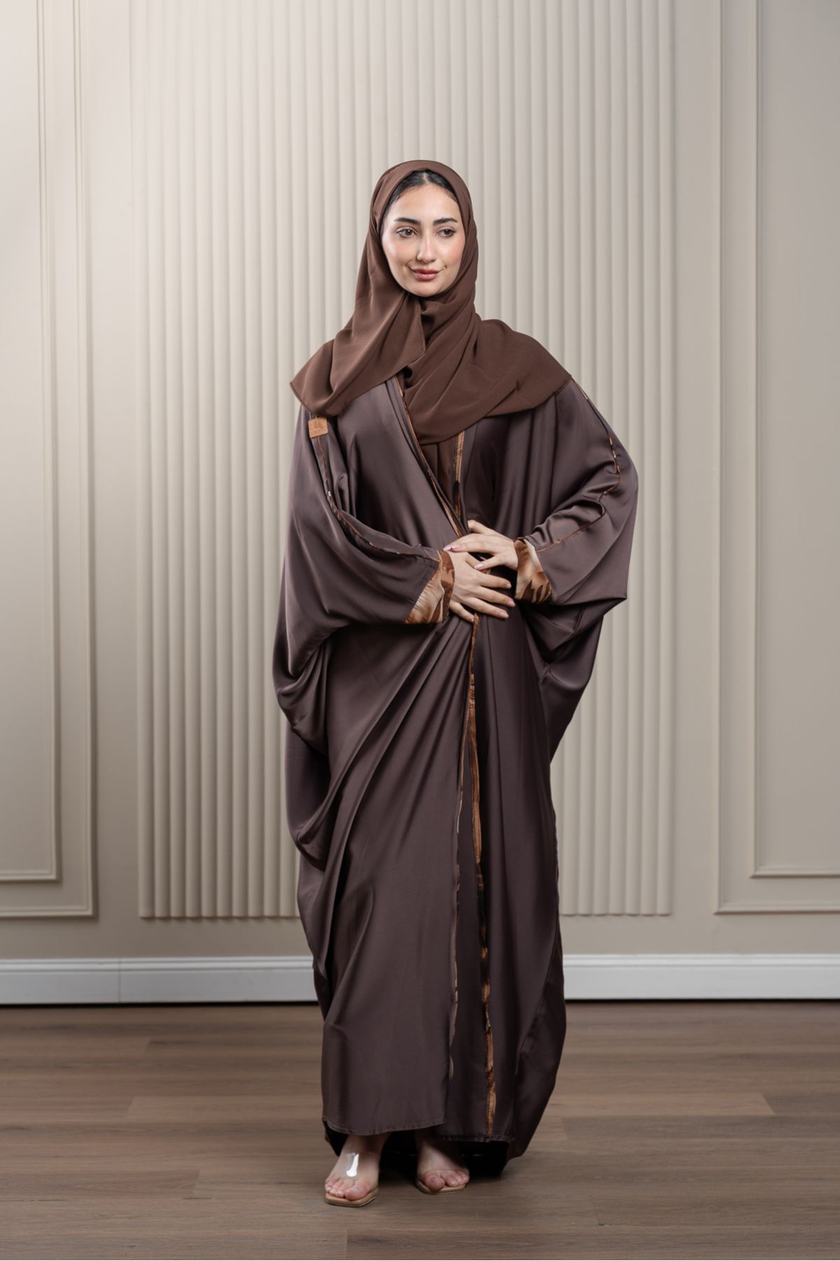 LAVİNİA-Lavinia women abaya, colored bisht, wrapped, lined, patterned piping. 3