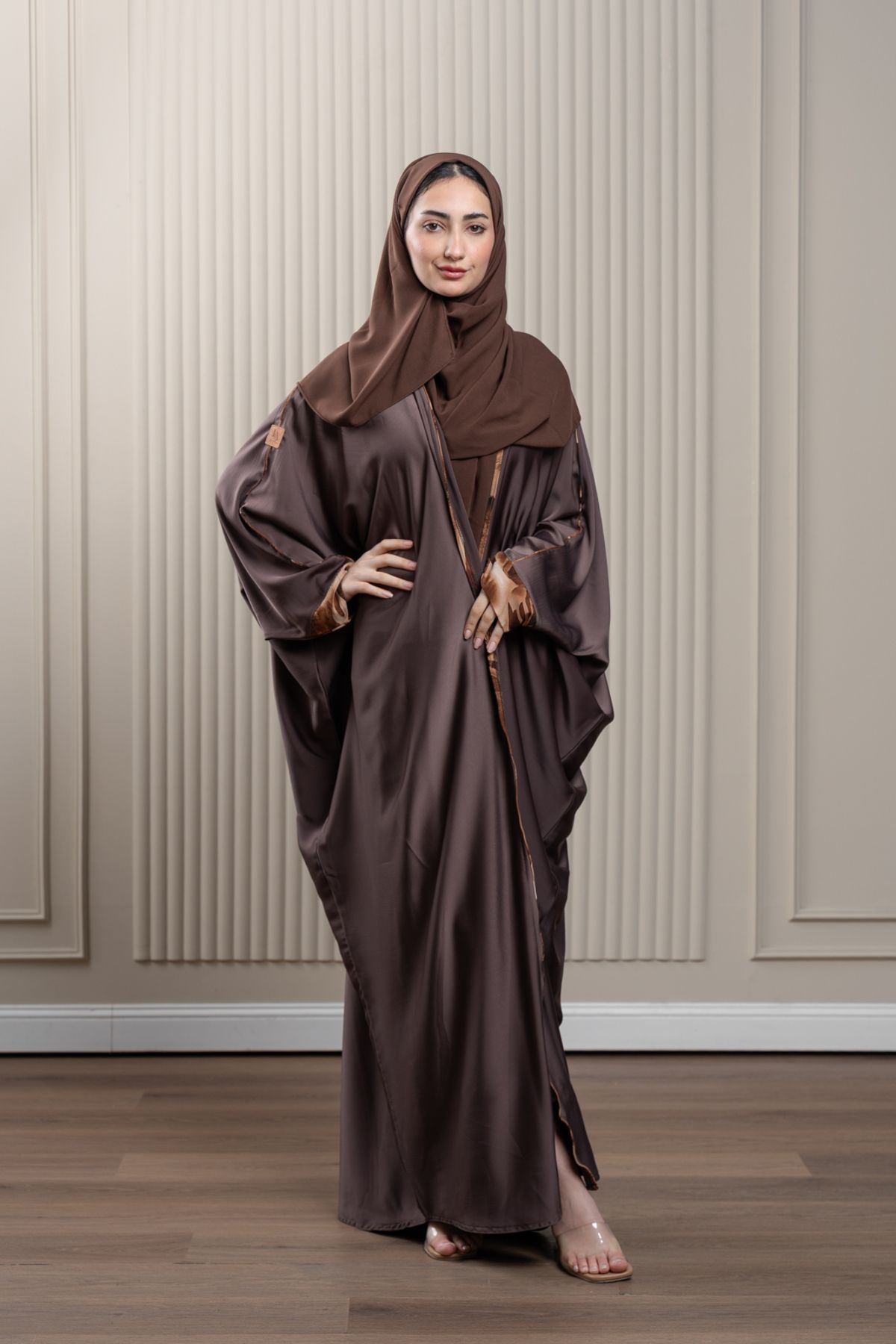 LAVİNİA-Lavinia women abaya, colored bisht, wrapped, lined, patterned piping. 2