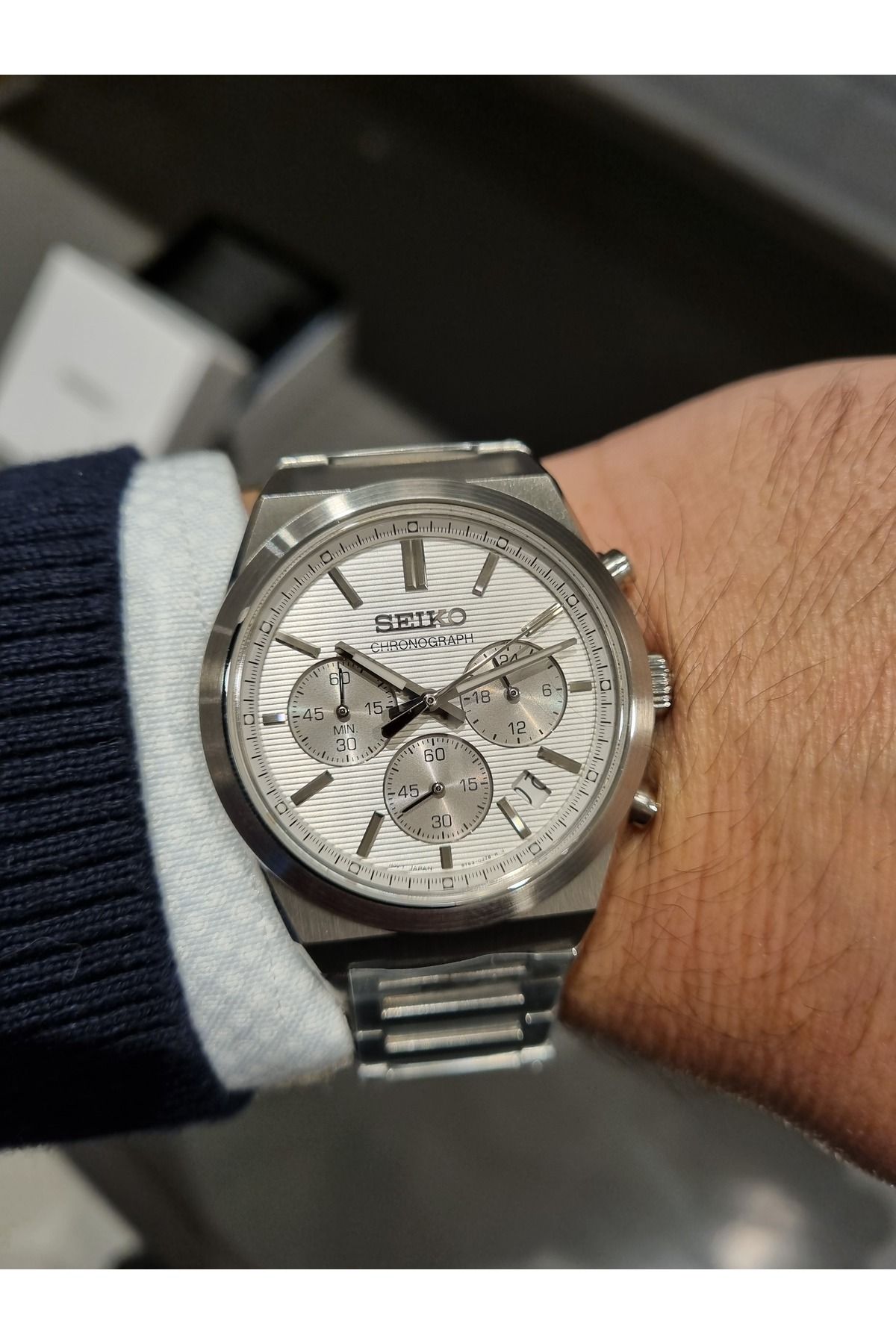Seiko-ساعة يد سيكو - مقاومة للماء للرجال مع تقويم بقرص فضي 3