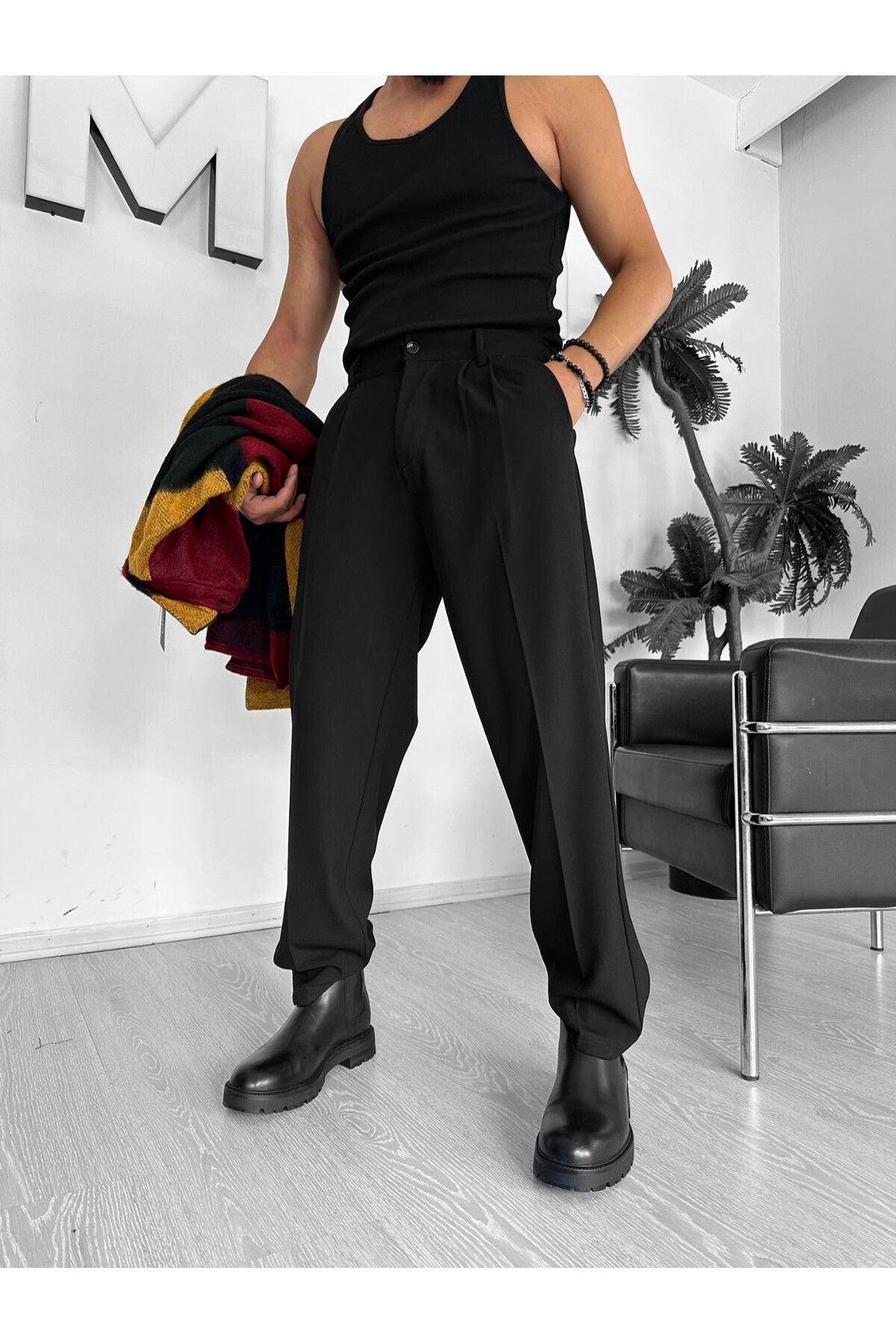 THEMANN Baggy Kalıp Pileli Siyah Pantolon