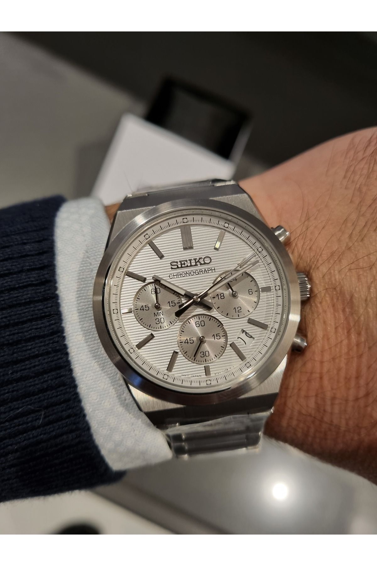 Seiko-ساعة يد سيكو - مقاومة للماء للرجال مع تقويم بقرص فضي 1