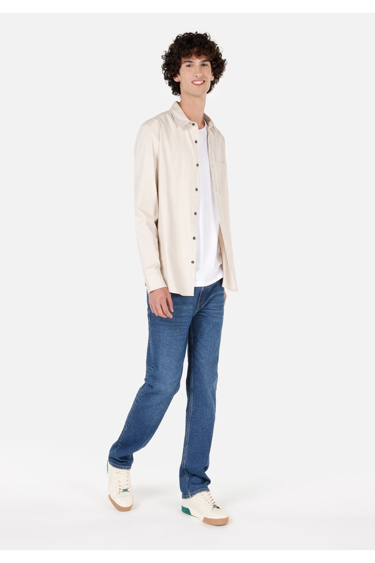 complete the look image
