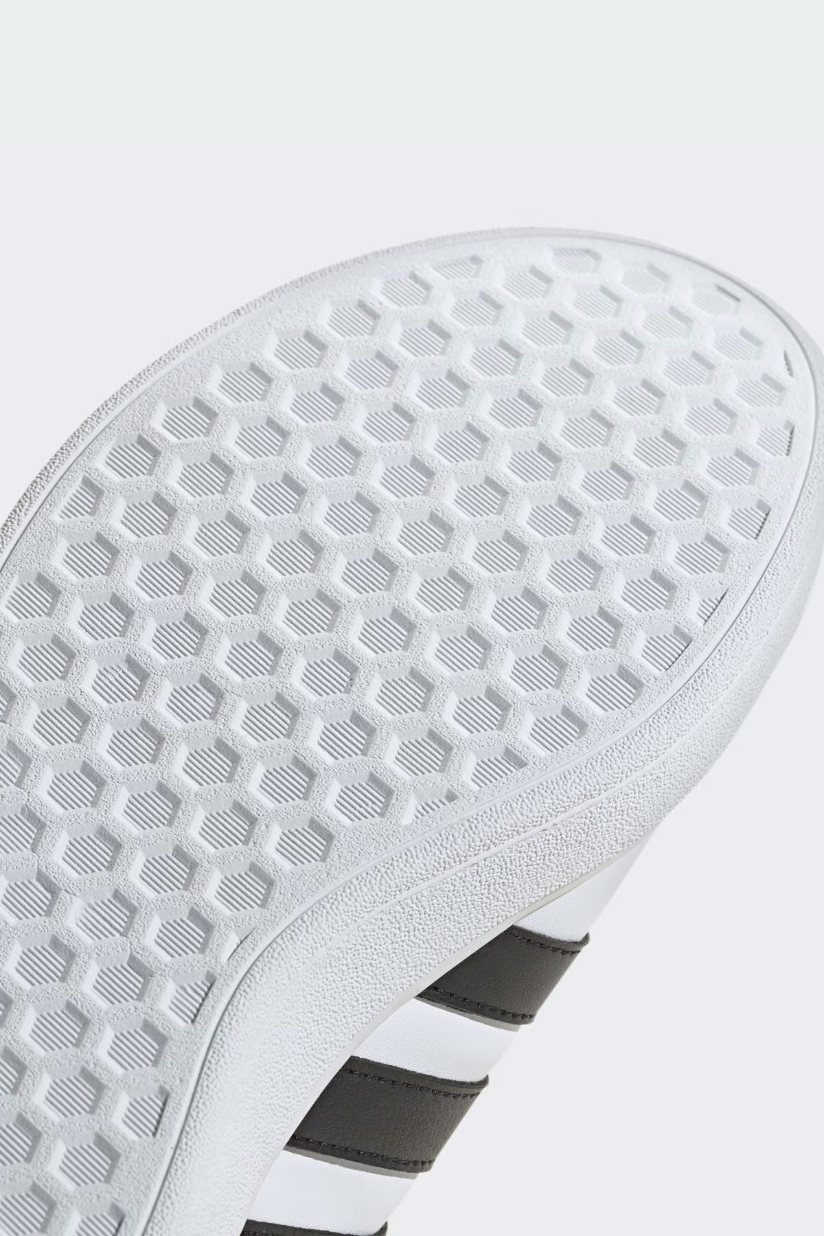 اسنیکر سفید مردانه و زنانه کورت بزرگ TD کفش ورزشی adidas