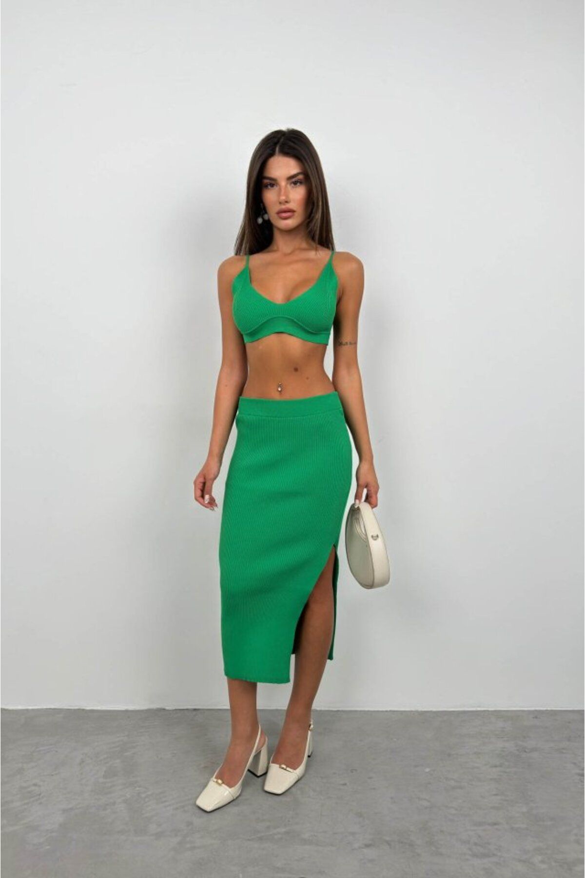 ASFSTORE Crop Büstiyer Yırtmaçlı Etek Takım