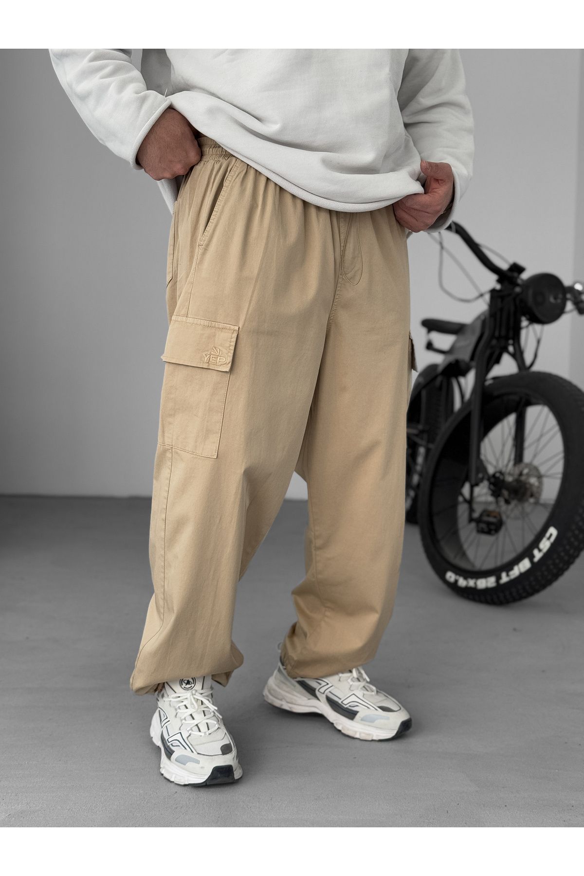 BYBASICMAN-Beige Lycra Stopper Cargo Pants Yp-4057 3