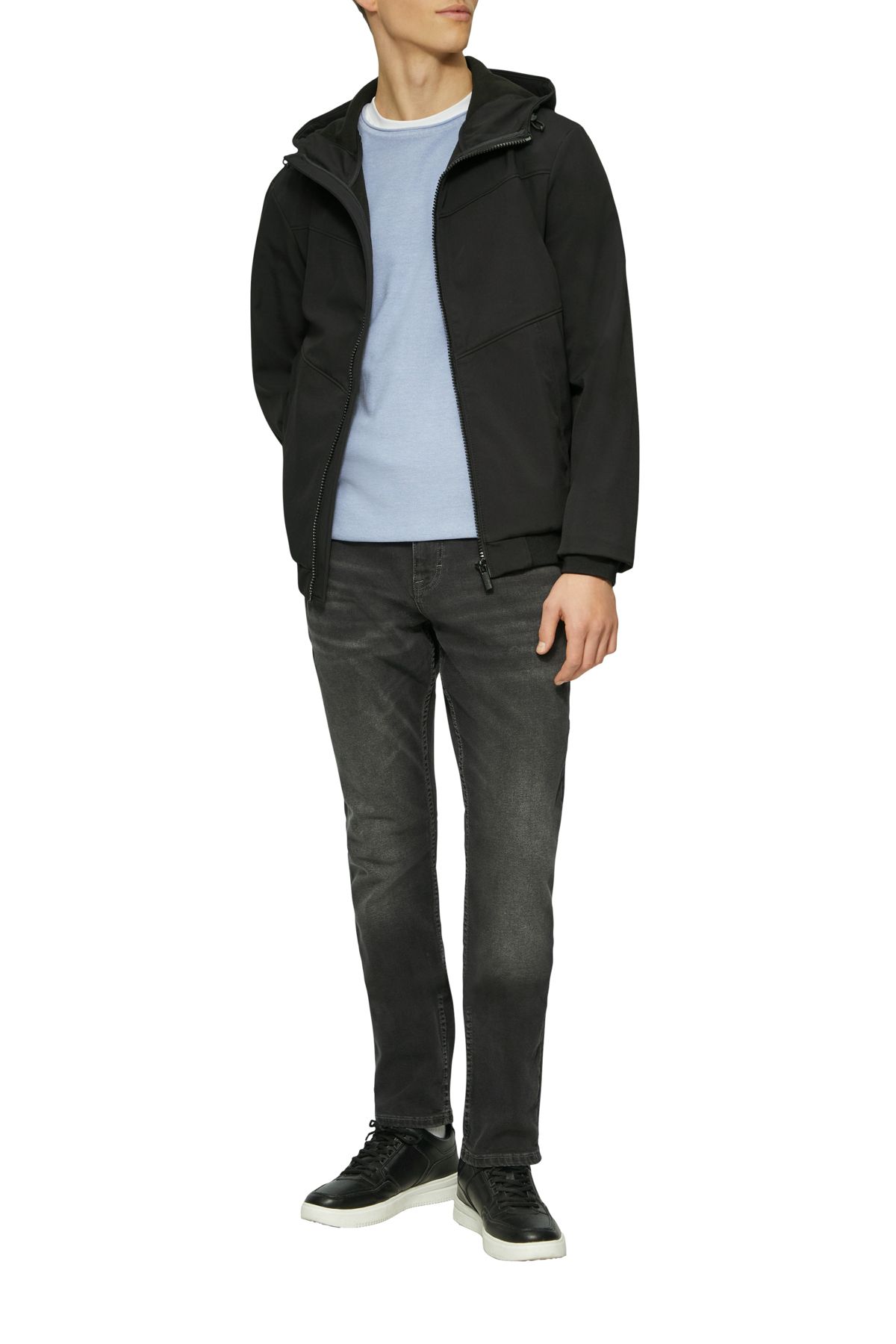 QS by s.Oliver-Softshell Jacket with Hood 3