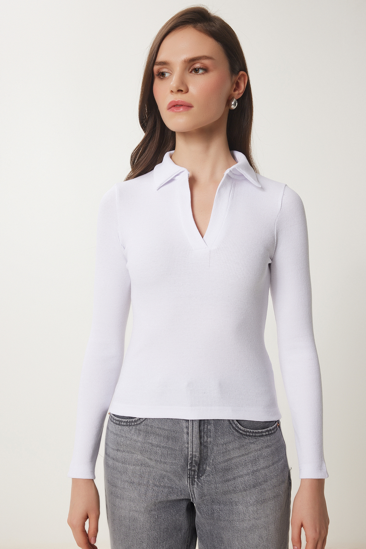 Happiness İstanbul Kadın Beyaz Polo Yaka Fitilli Örme Bluz GT00111 görsel 4