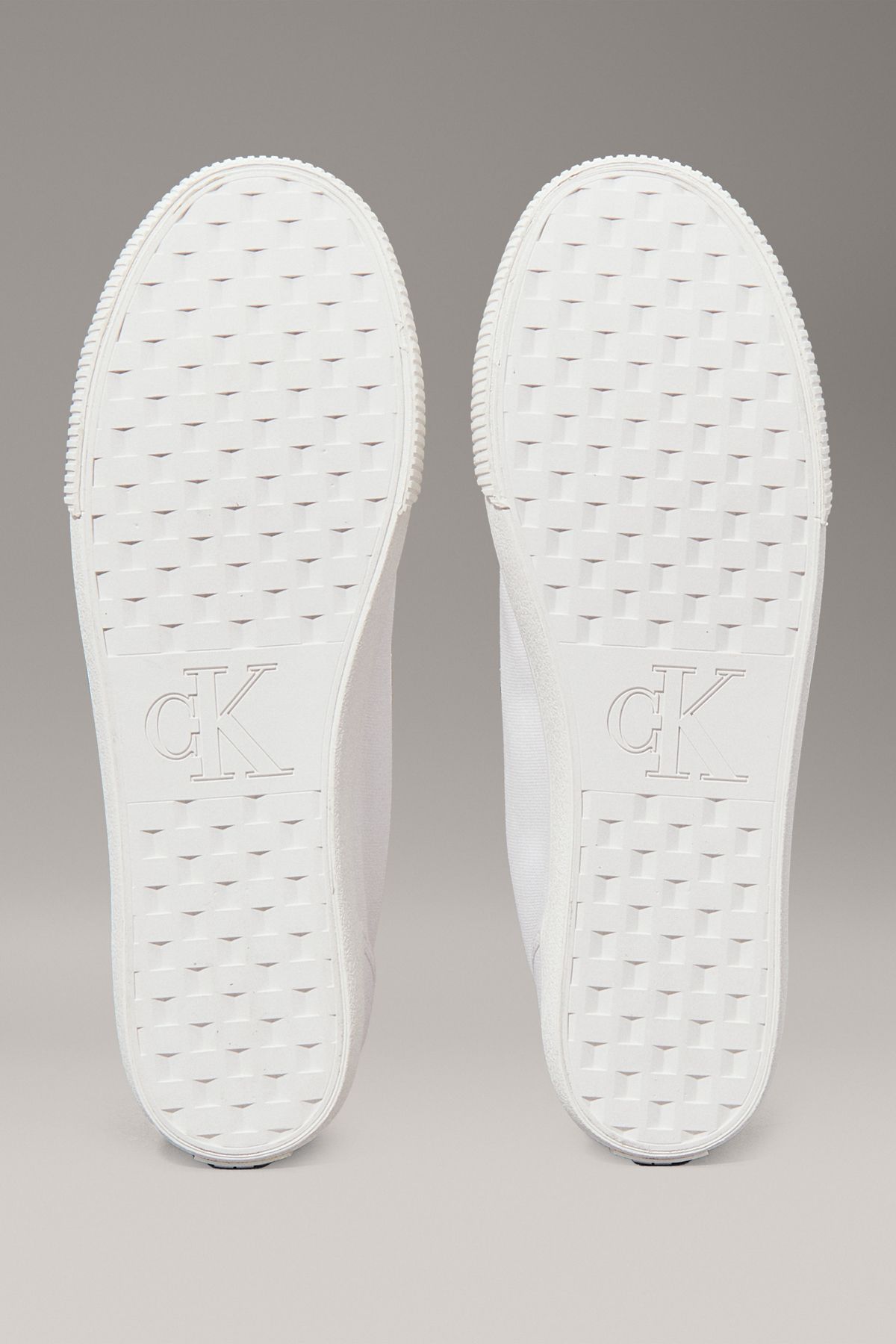 Calvin Klein-Ess Vulc Low Mg Canvas 4