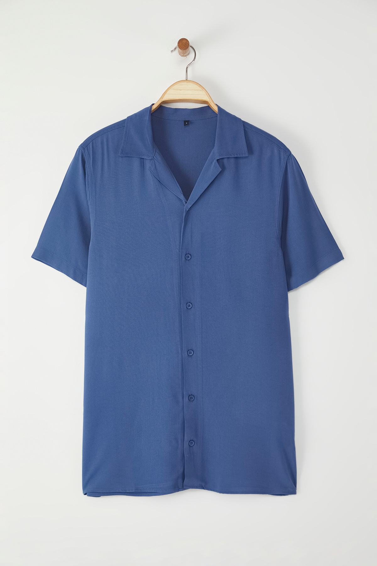 Trendyolmilla Man Indigo Regular Gömlek TMNSS23GO00098