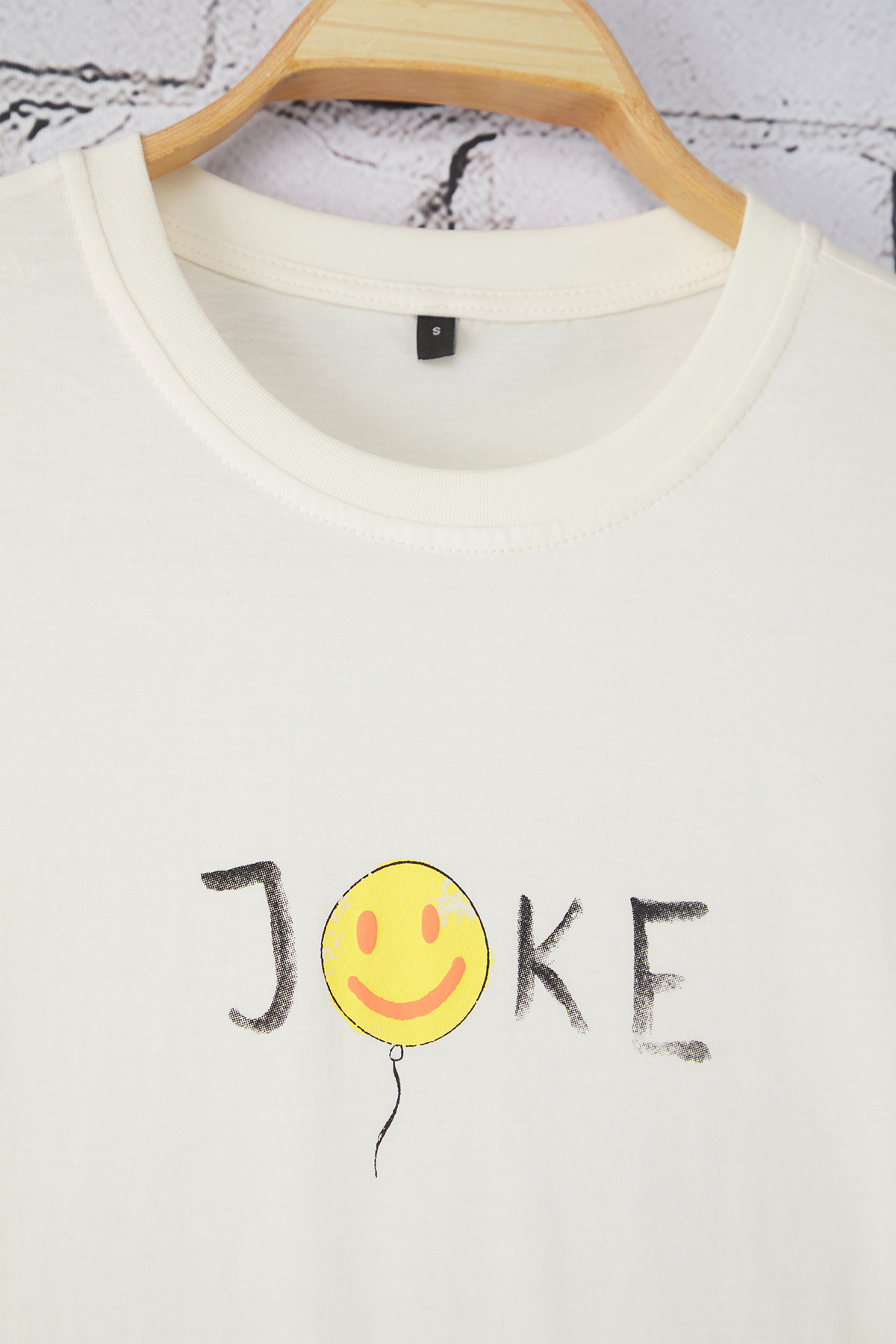 Trendyol Collection-Joy Printed White Oversize Cotton T-Shirt - Krótki Rękaw Tmnss25Ts00170 4