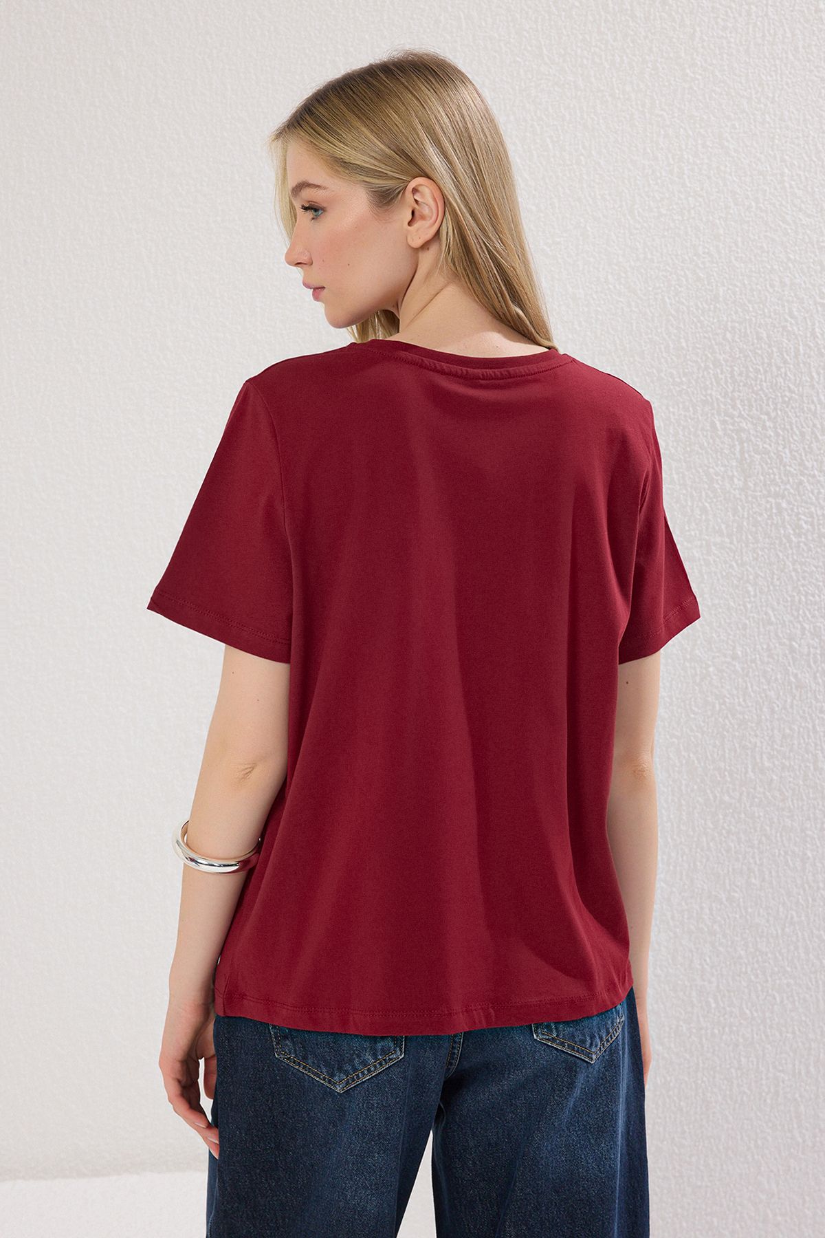 Trendyol Collection-Star Print Burgundy Knitted T-Shirt - 100% Cotton, Crew Neck, Regular Fit Twoss24Ts00095 4