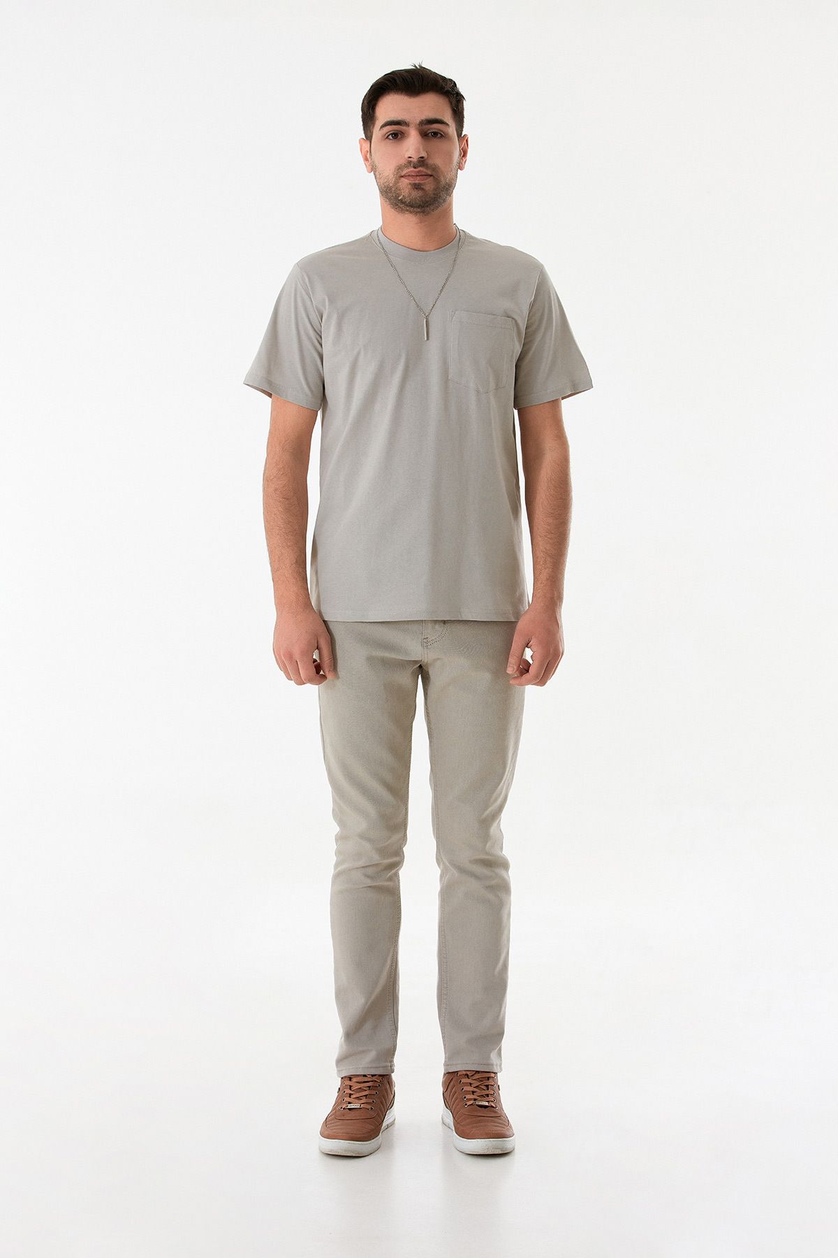 Fulla Moda-Pocket Neck Detail Crew Neck T-Shirt 2