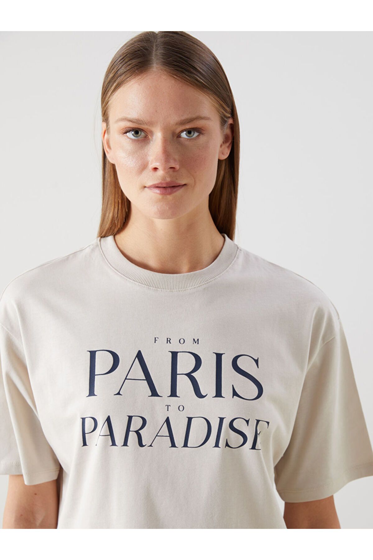 LC Waikiki Yeni Sezon Bisiklet Yaka Paris Baskili Oversize Kadin Tisort - S57122Z8