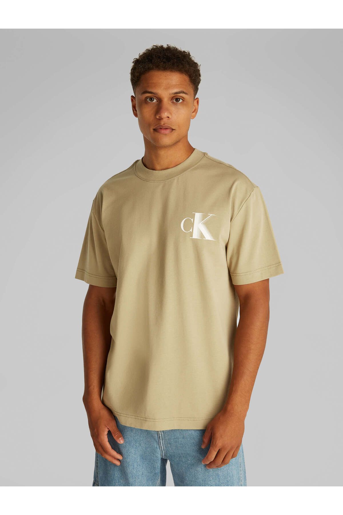 تی شرت مردانه بژ با چاپ Ck ضخیم Calvin Klein