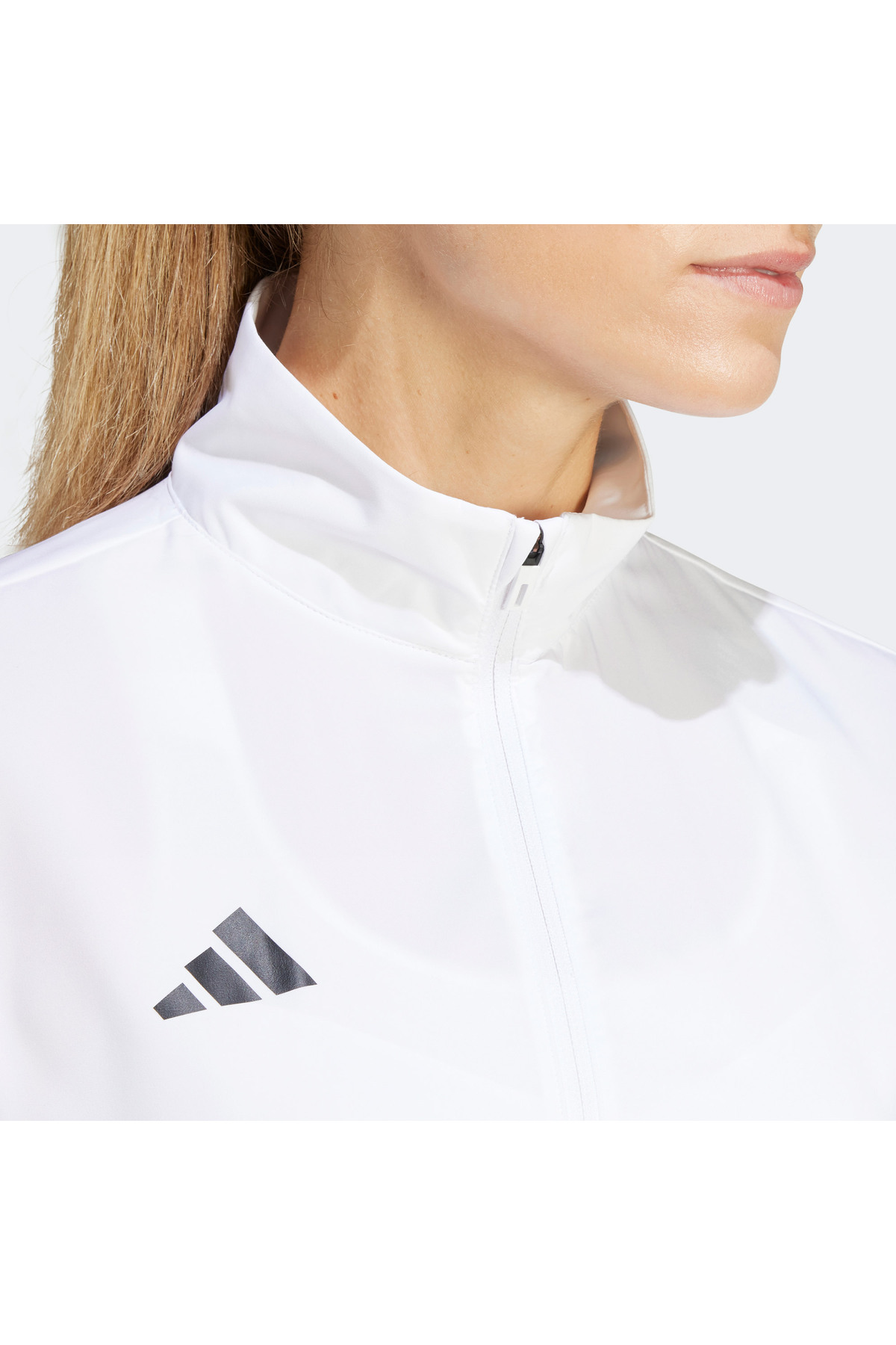 adidas Adizero Essentials Kadın Beyaz Koşu Rüzgarlık görsel 7